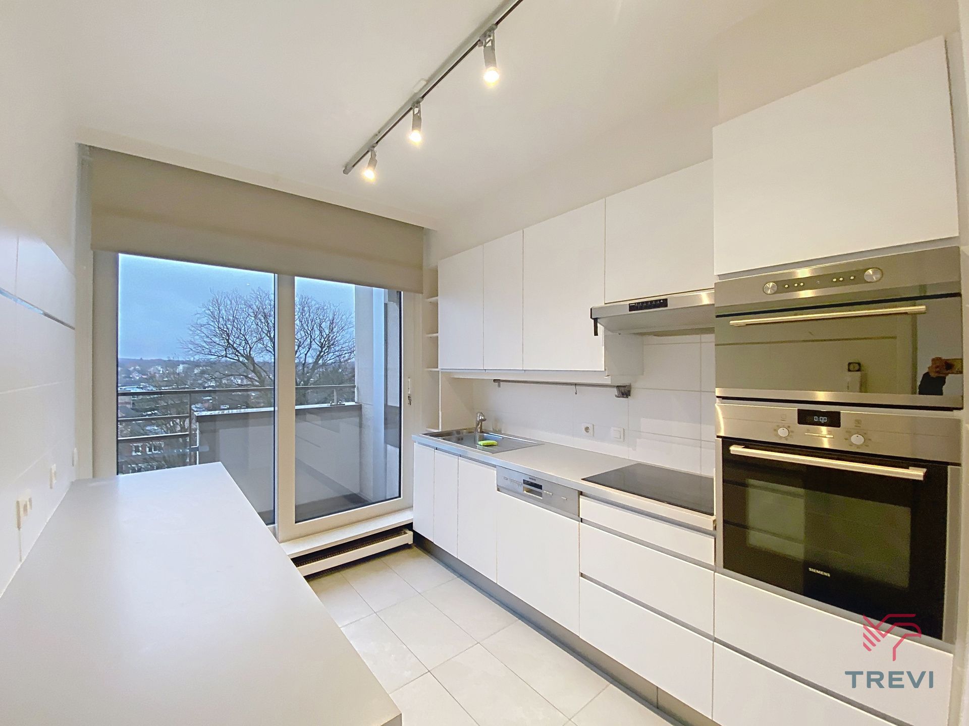 Appartement met 2 slaapkamers in een rustige wijk van Ukkel! foto 4