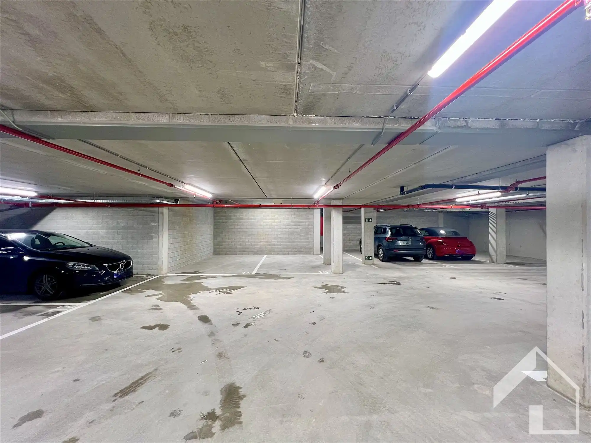 Nieuwbouwappartement met staanplaats en kelderberging foto 17