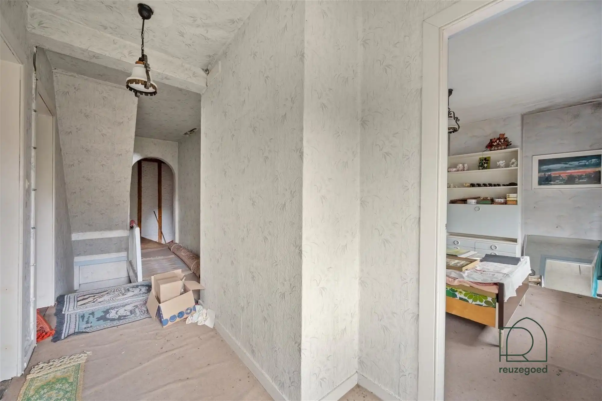 Te renoveren huis (382m²) met mogelijkheid tot 2 bouwgronden foto 16