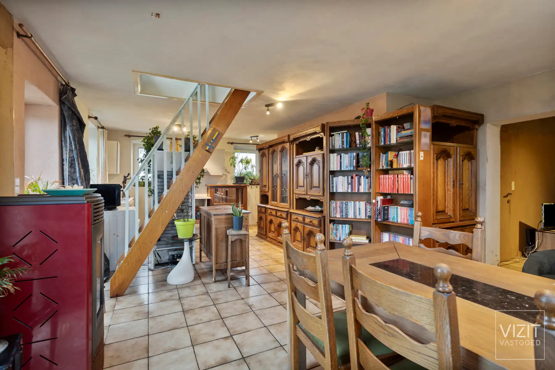 Te renoveren HOB met prachtig uitzicht. foto 7