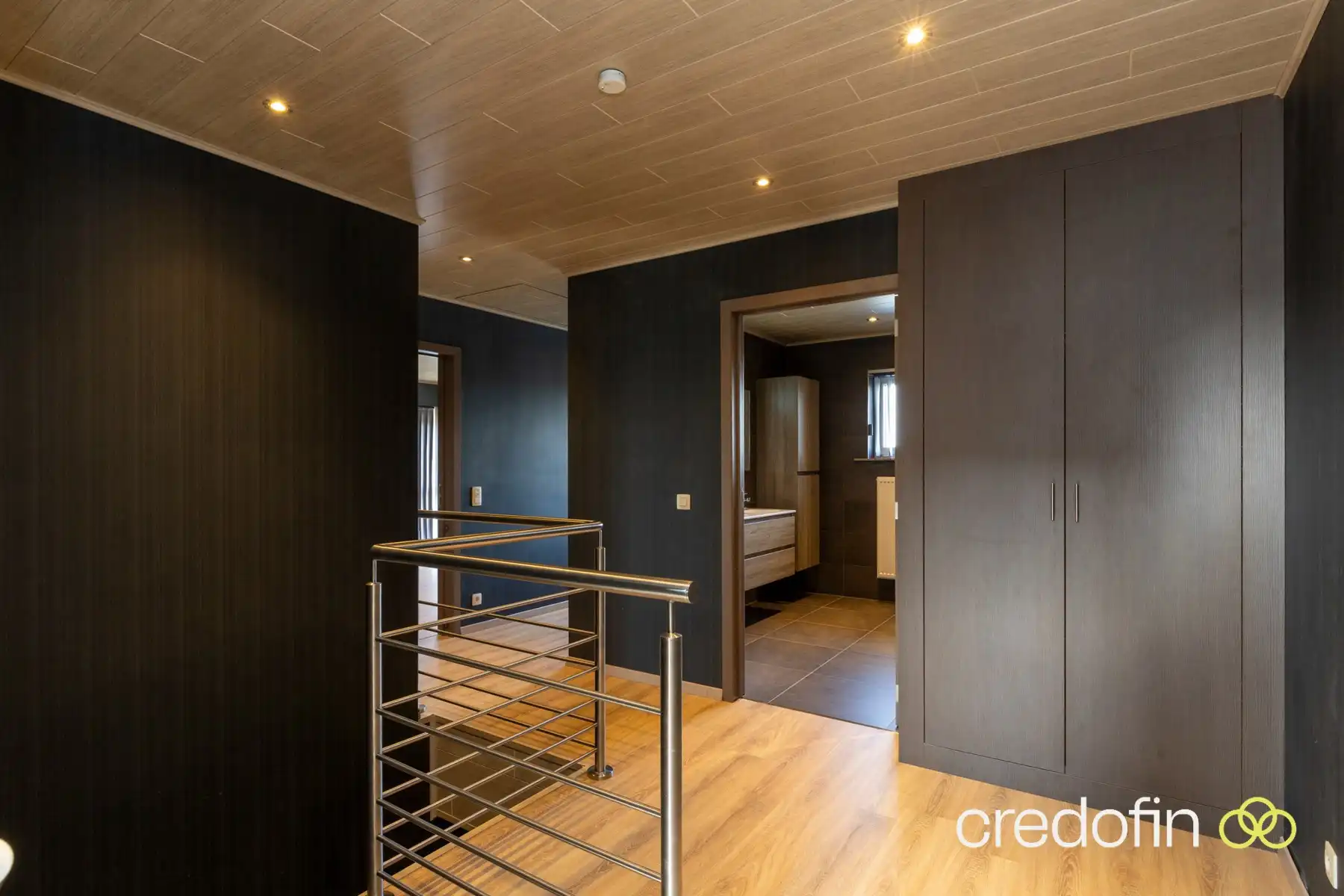 Ruime halfopen bebouwing met grote tuin en zwembad in rustige straat te Lievegem (Waarschoot) foto 11