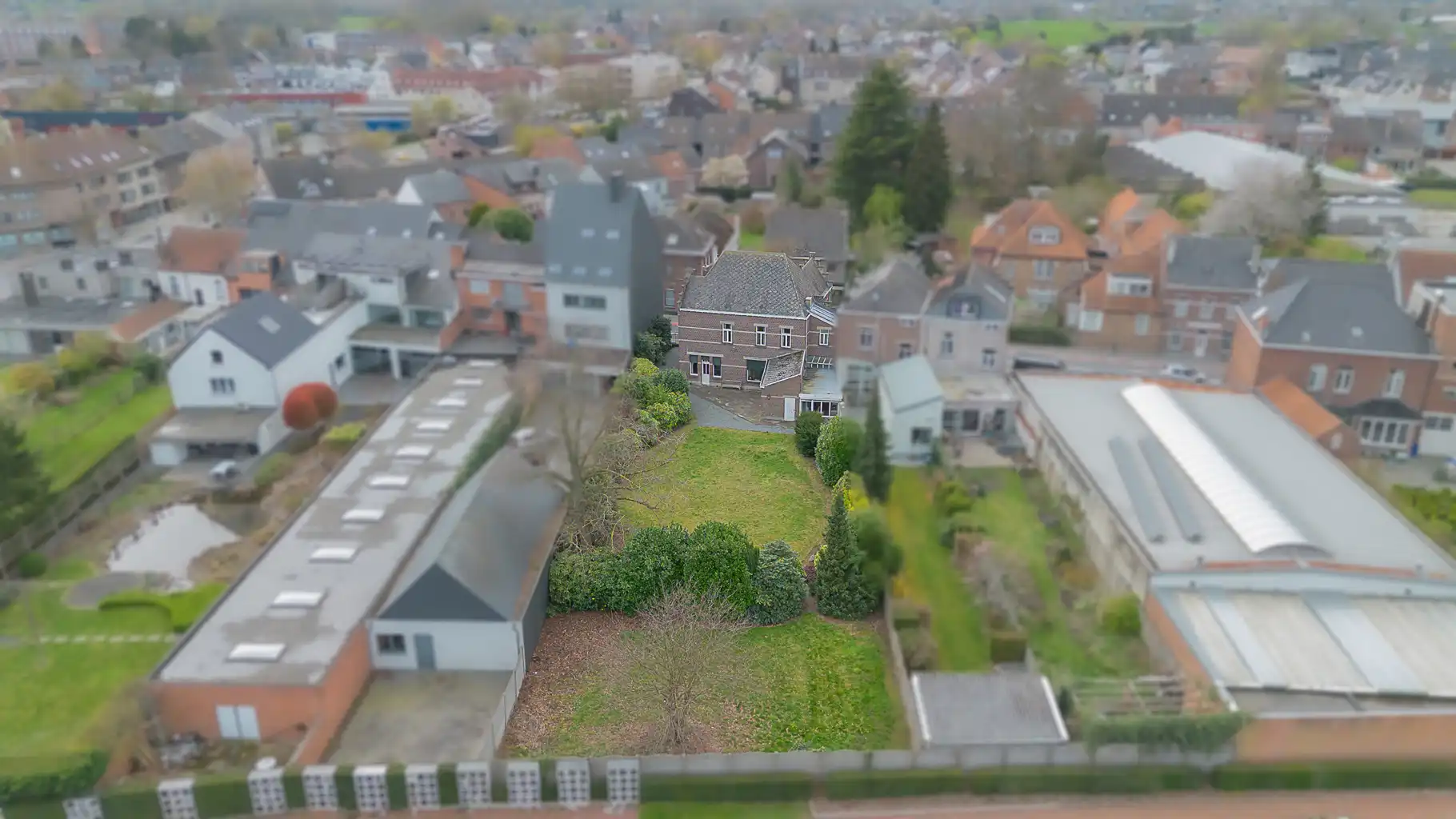 Herenhuis met 5 slaapkamers in Opwijk centrum! foto 23