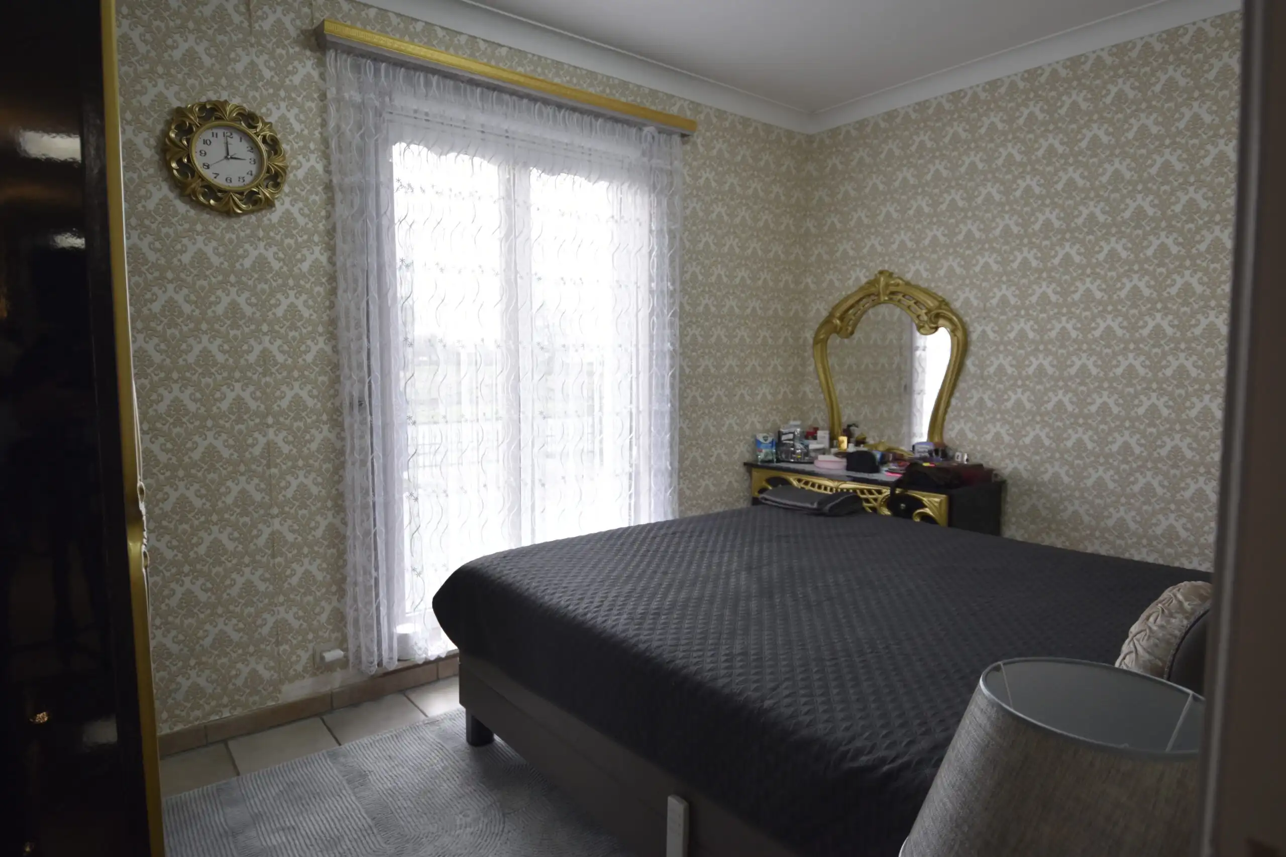 Ruime gezinswoning met een prachtige tuin in Nieuwkerken-Waas foto 8