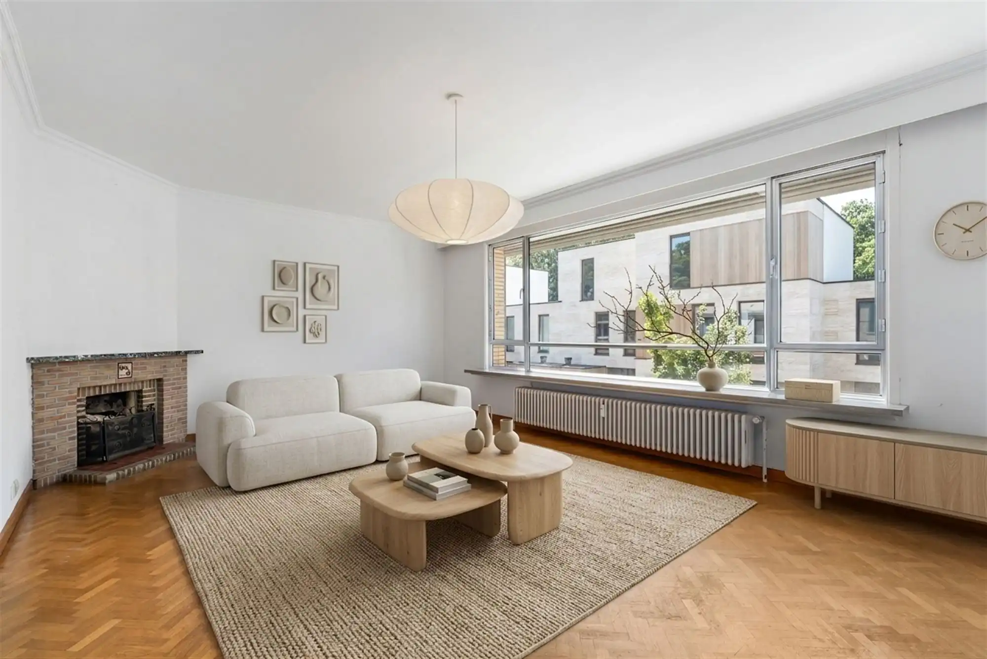 Lichtrijk en ruim appartement met 2 slaapkamers, terras en garage foto 25