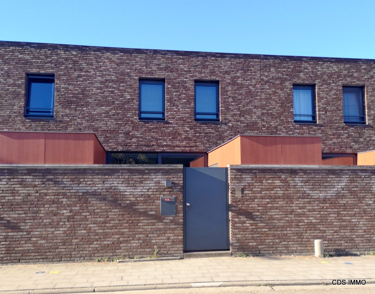 MODERNE WONING VLAKBIJ GASTHUISBERG foto {{pictureIndex}}