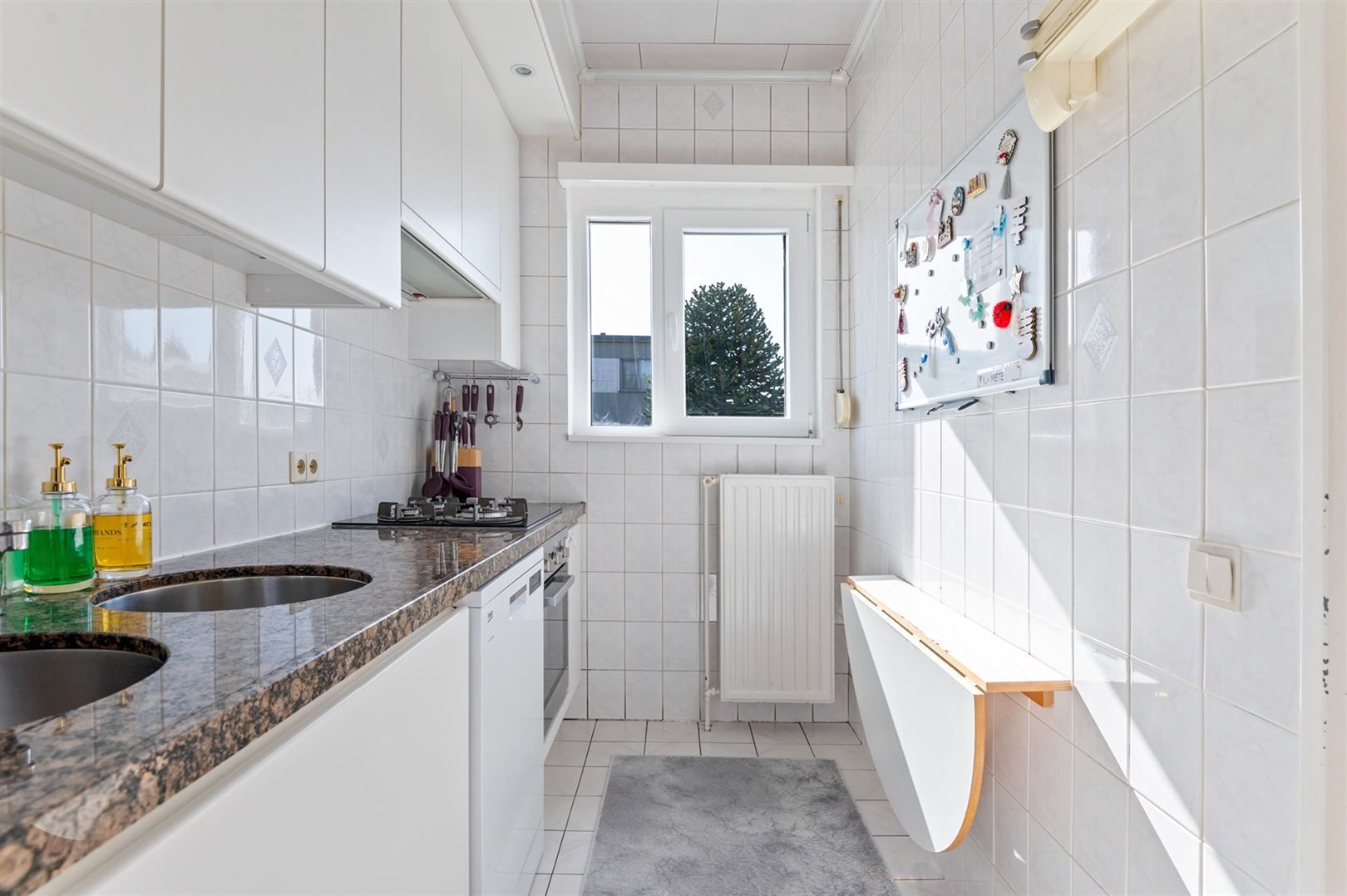 Rustig gelegen appartement ca. 83m2 met 2 slaapkamers en terras. foto 8