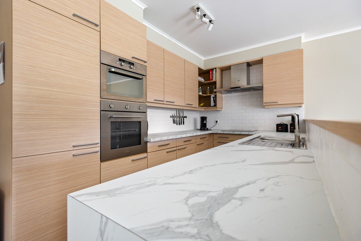 Ruim en modern appartement met 3 slaapkamers op gunstige locatie in Lint foto 6