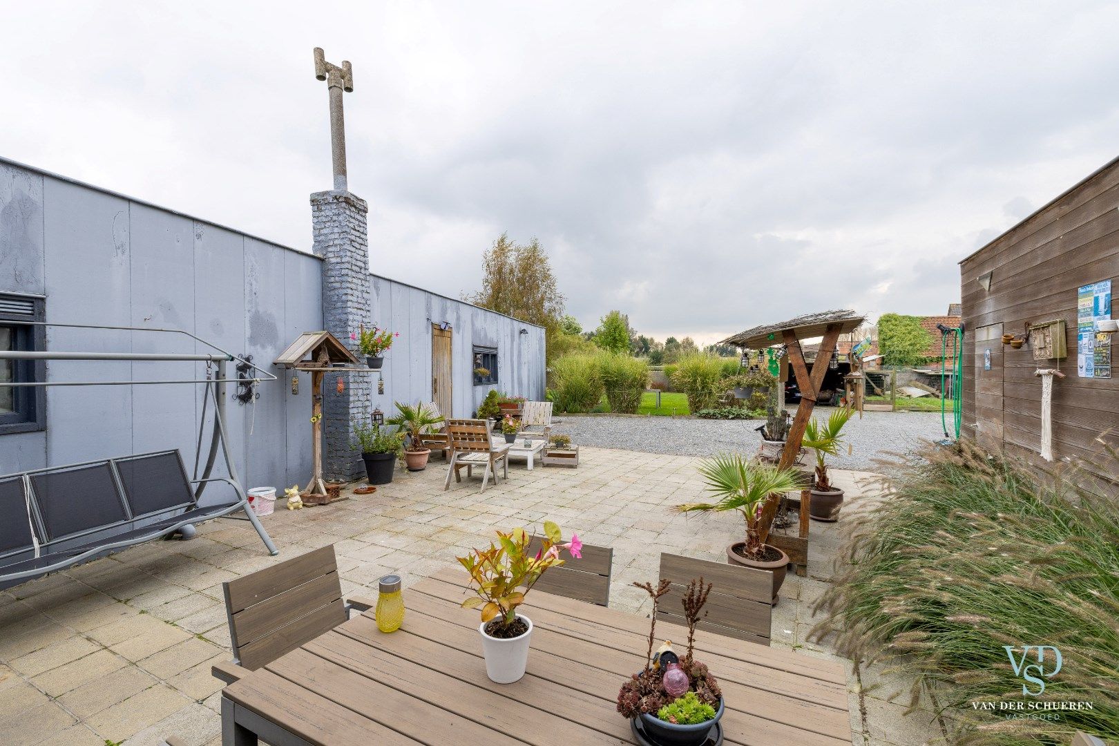 Ruime woning met winkelgedeelte en atelier  foto 26