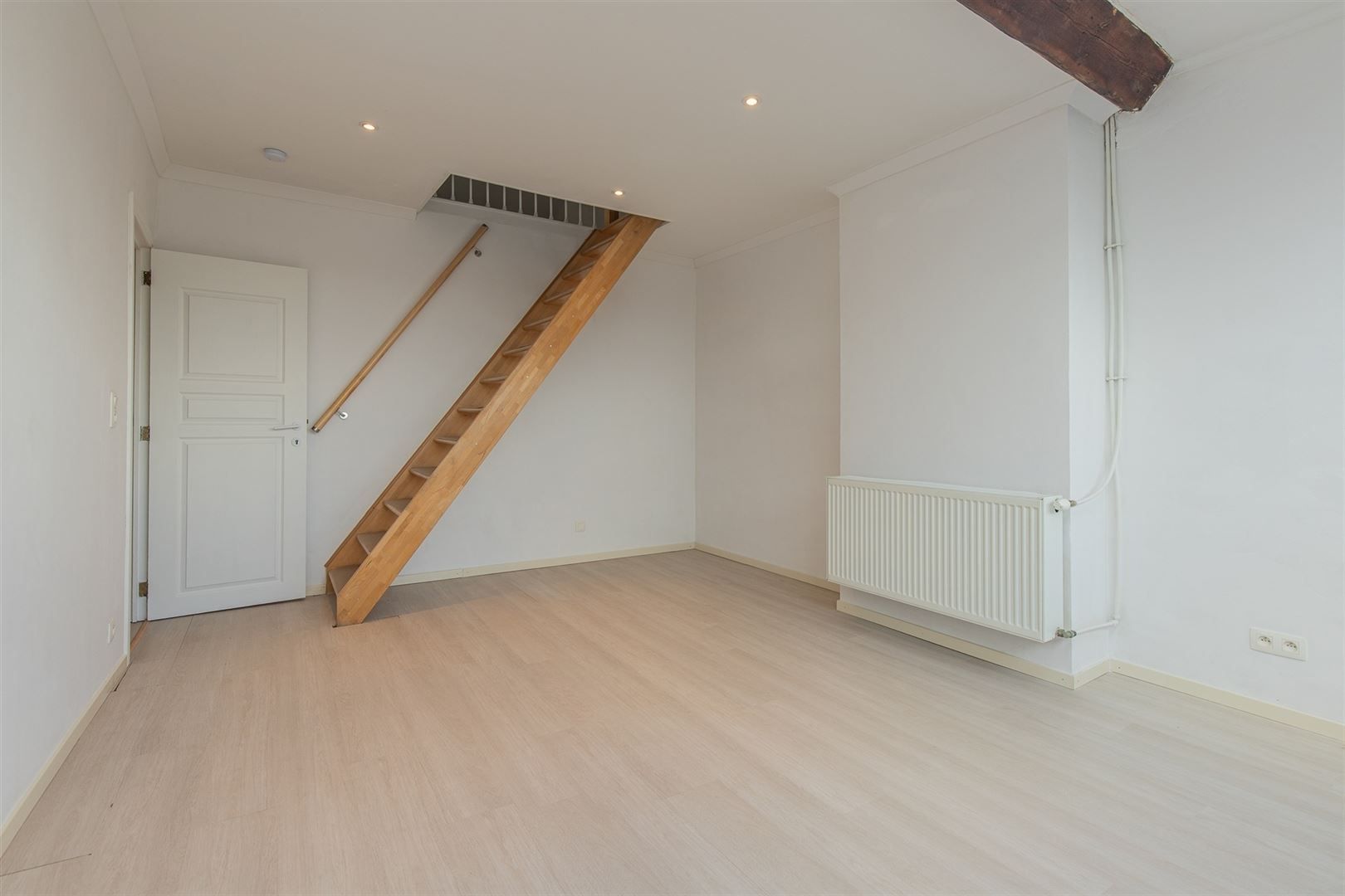 Opbrengsteigendom met 4 appartementen te Schaarbeek! foto 17