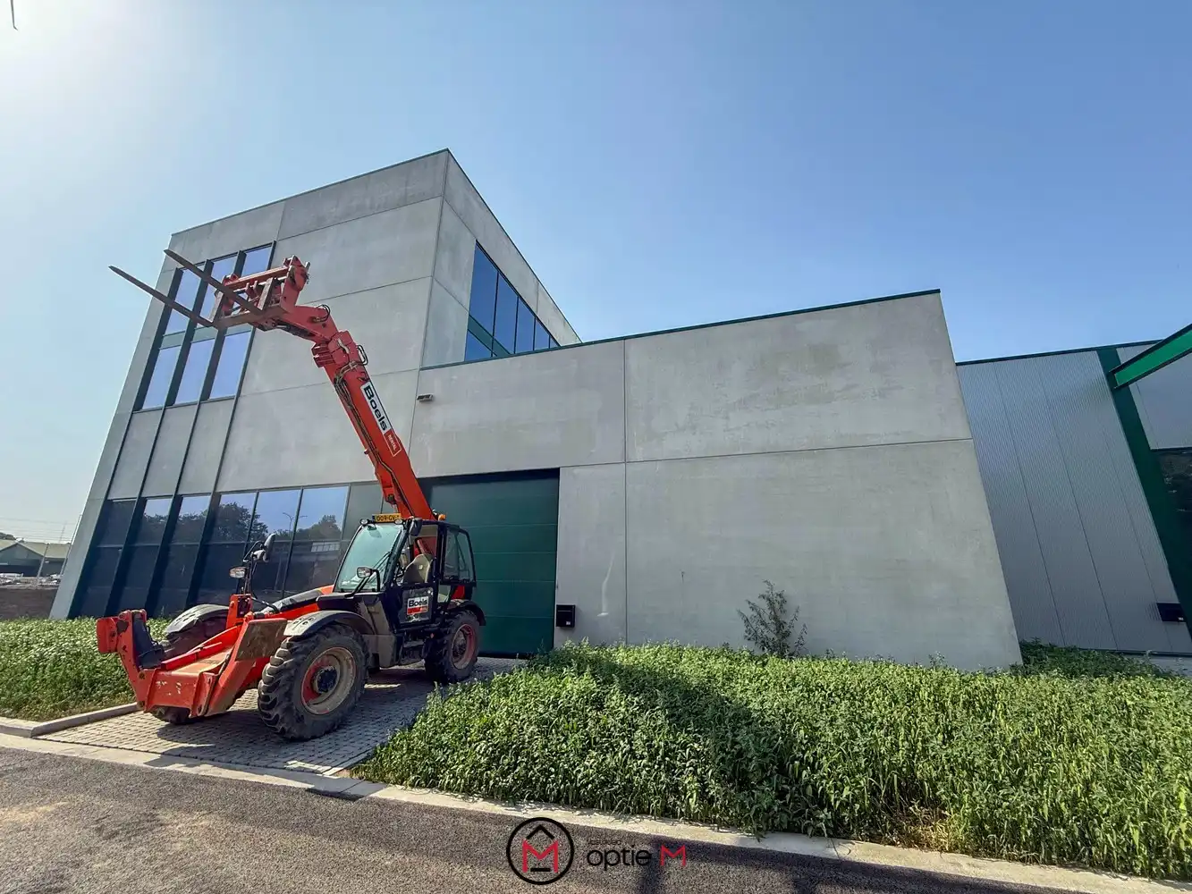 Ruime nieuwbouw KMO-unit foto {{pictureIndex}}