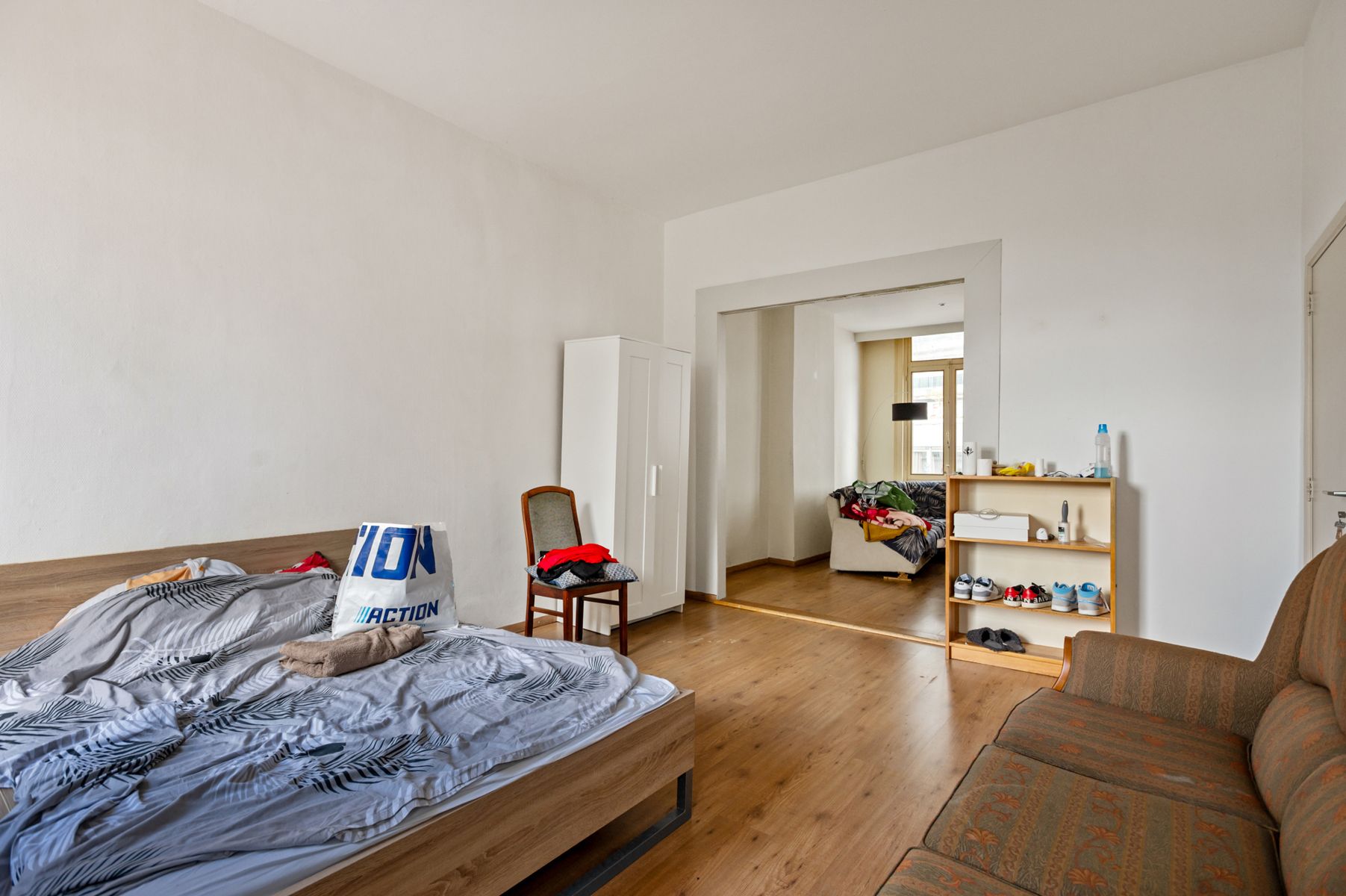 Handelshuis met tuin en stabiele huuropbrengst te koop foto 12