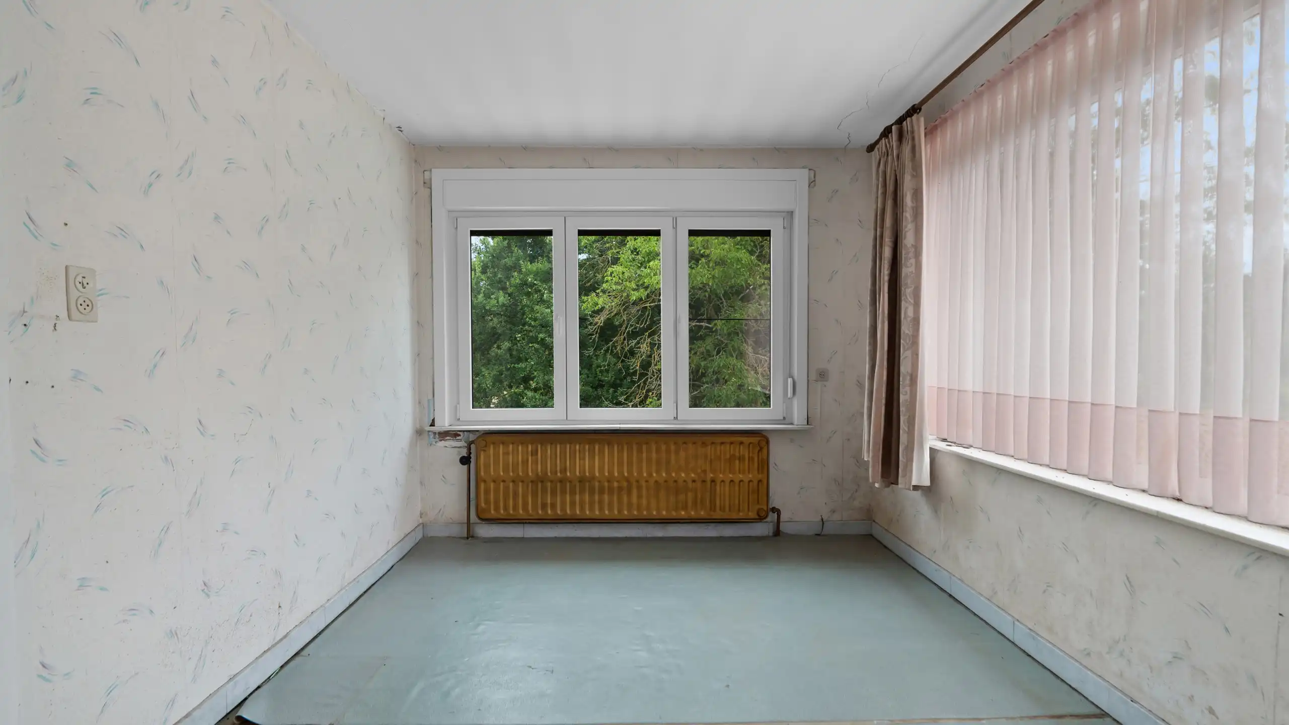 AVERBODE - Bel-Etage woning op groot perceel (tot. +/- 85a) foto 16