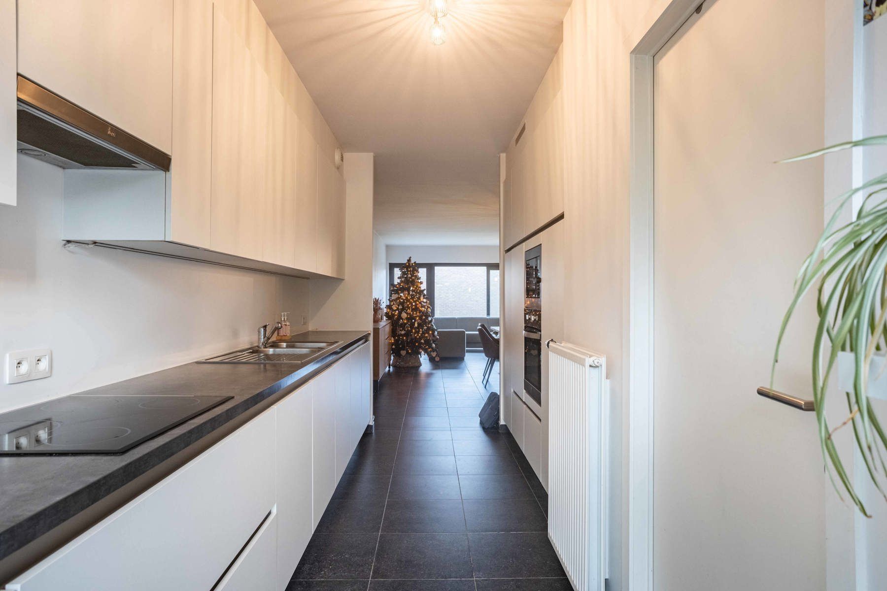 Te koop - moderne energiezuinige woning met 4 slaapkamers foto 9