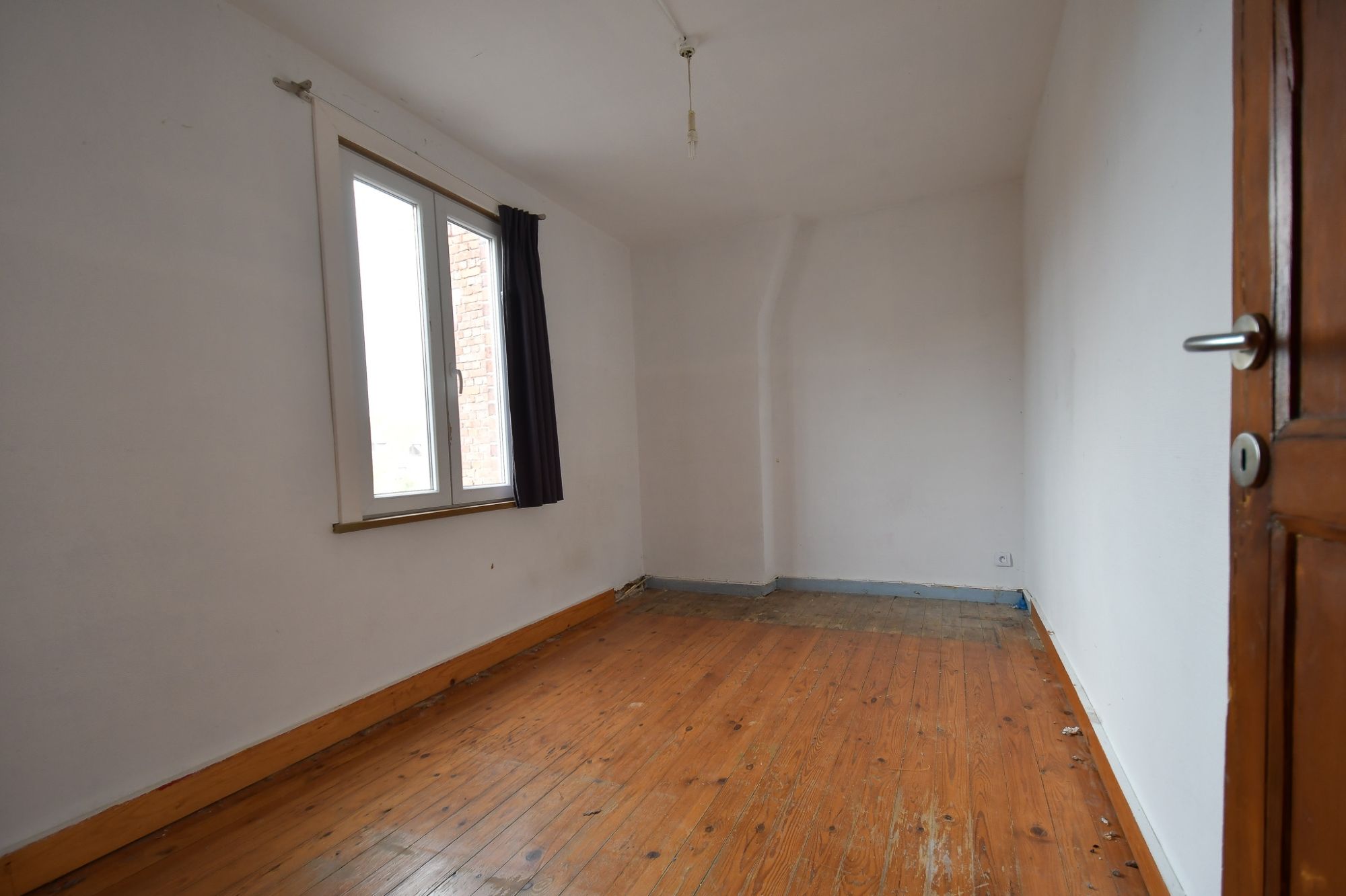 Grote woning met 4 slaapkamers en grote garage in centrum Oedelem. foto 12