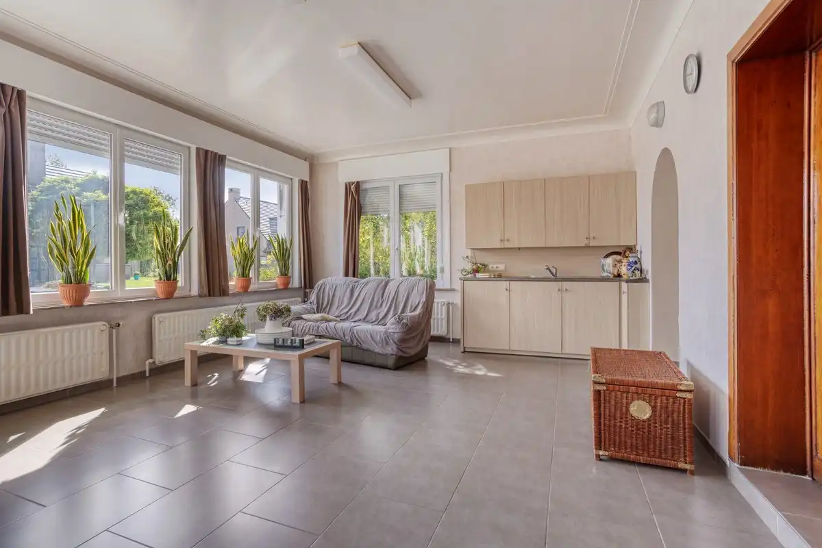 Te renoveren woning en 2 bouwgronden foto 17