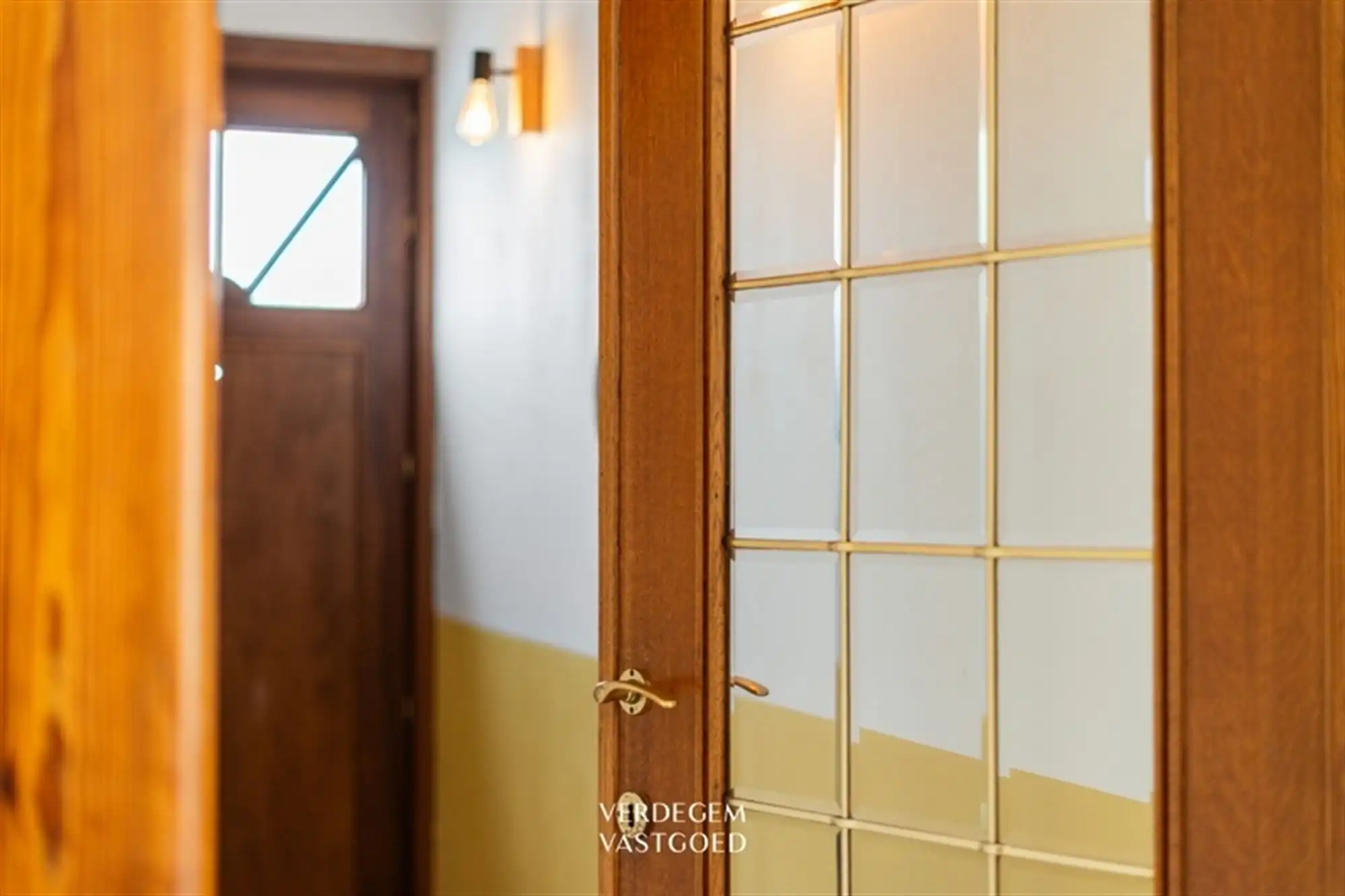 Centraal gelegen woning met heerlijke vibe, 3 slaapkamers en zuid tuin foto 5