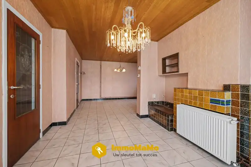 WONING MET 4 GARAGES & GROTE OPSLAGRUIMTE/HANGAAR IN WACHTEBEKE (LOCHRISTI) foto 10