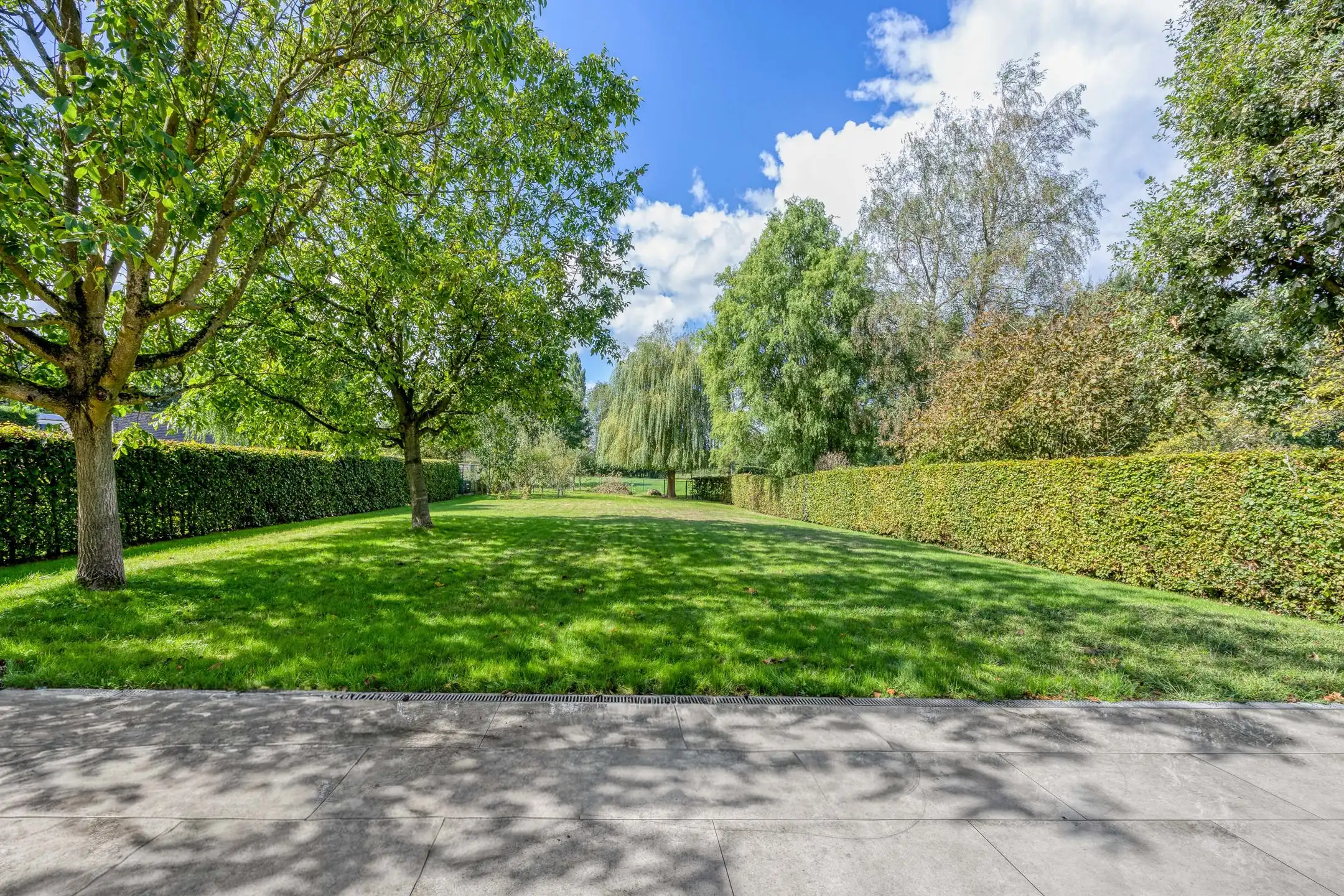 Ruime villa met prachtig groen verzicht foto 3