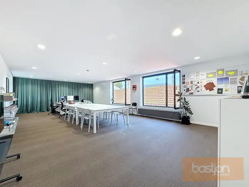 Kantoorruimte van 70m². foto 3