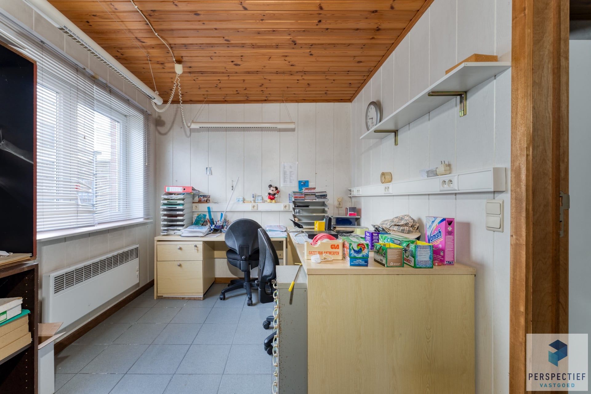 Statige, ruime villa met loods en ingerichte studio in een rustige omgeving foto 13