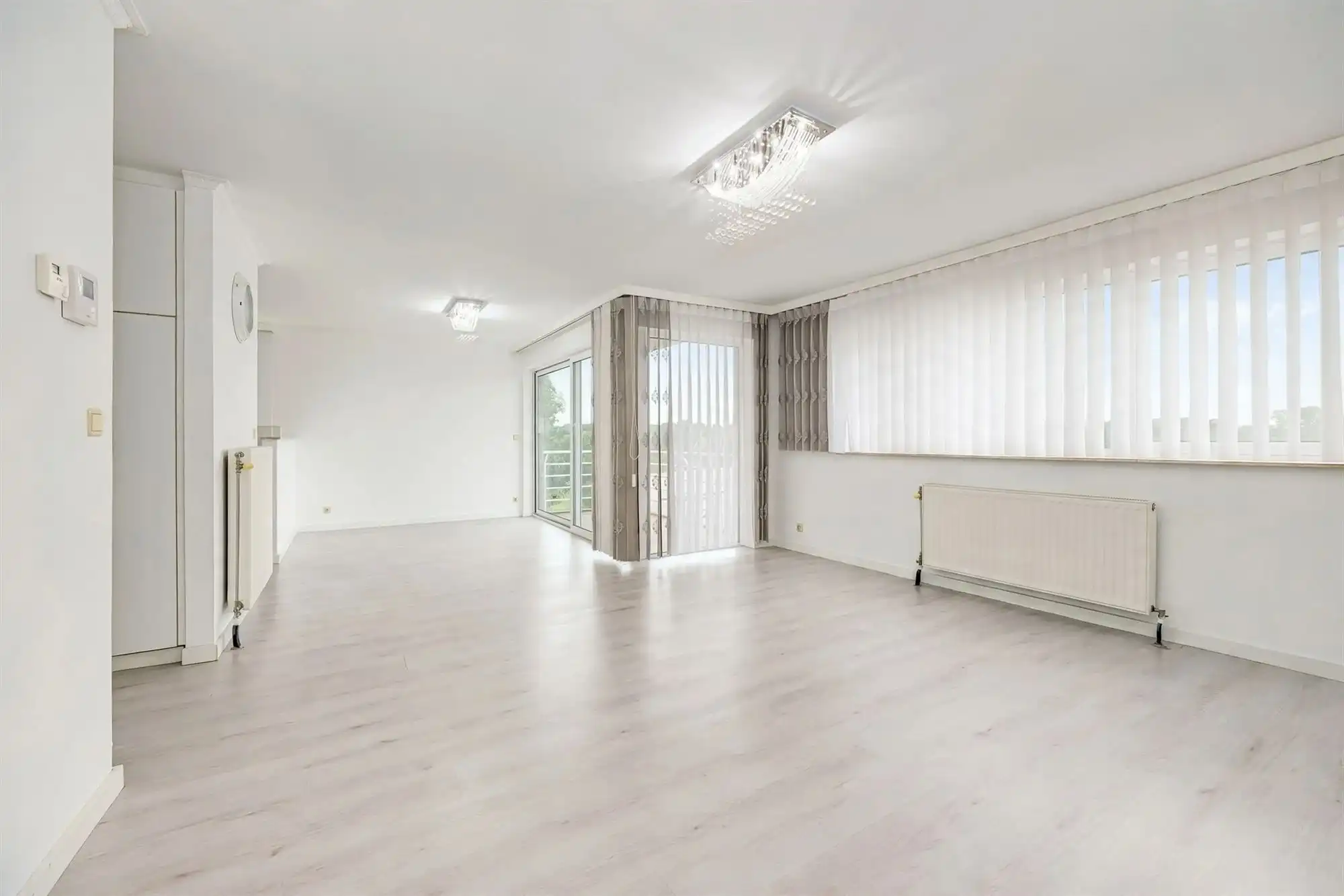 Ruim3-slpk appartement met terras en P foto 4