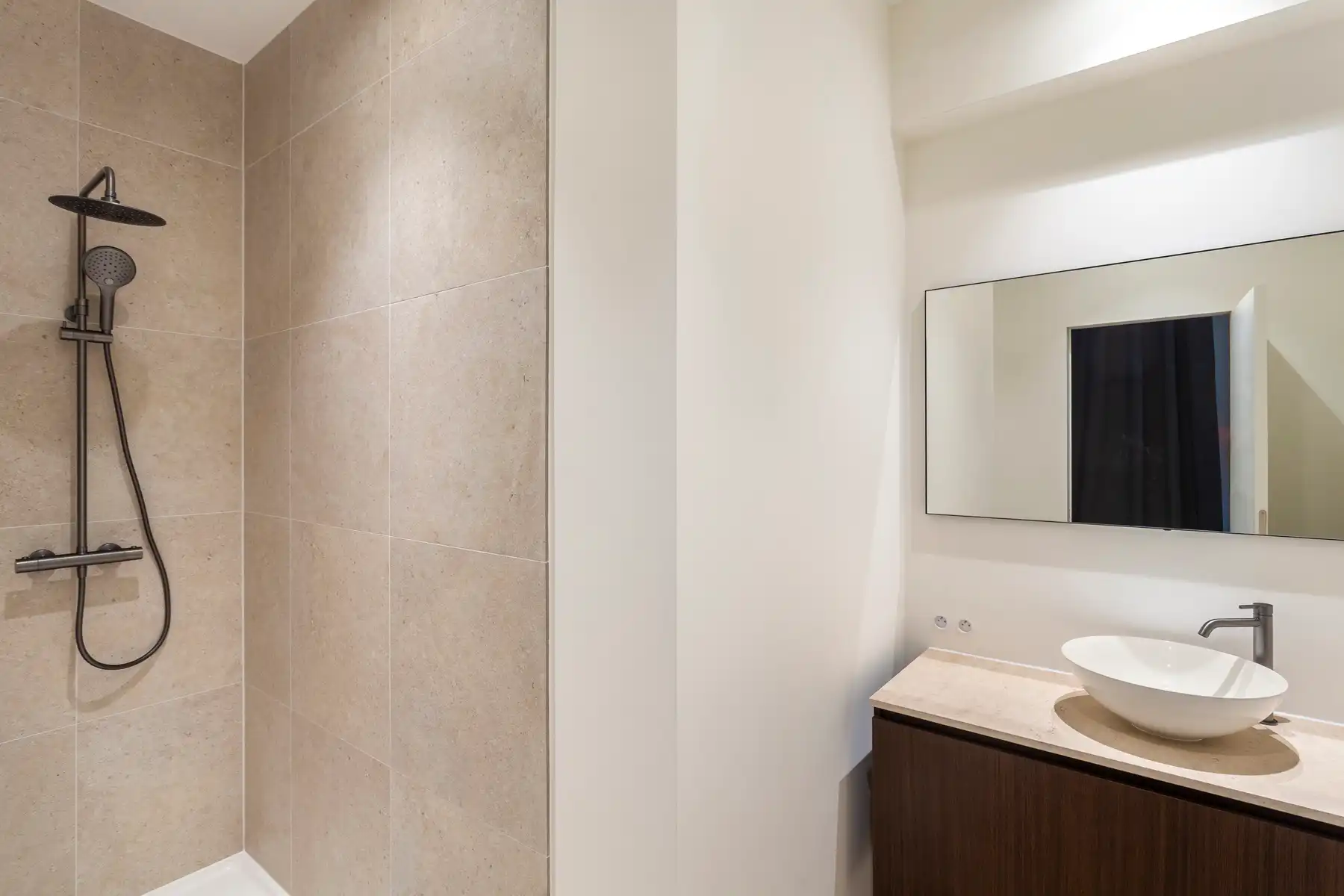 Gerenoveerd 1 slpk appartement met terras in hartje ’t Zuid foto 11