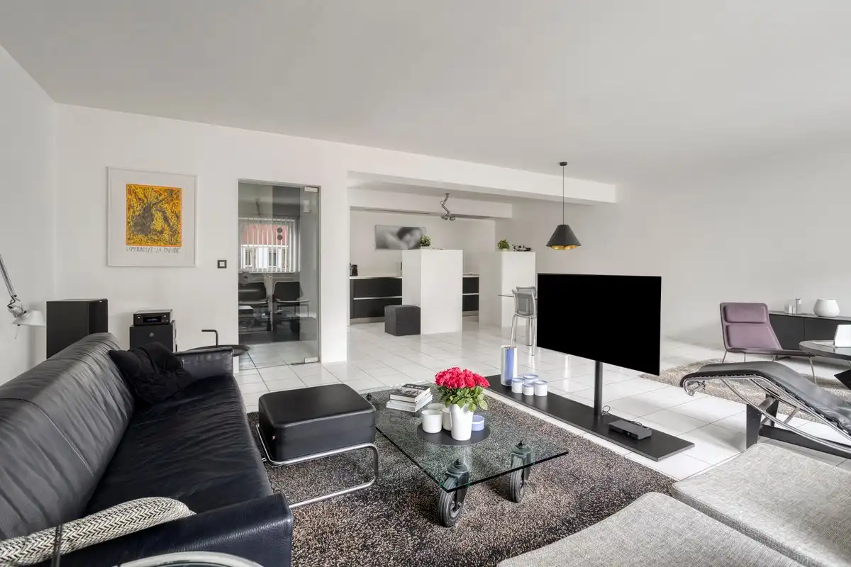 Prachtig duplex appartement met 3 slaapkamers en terras van 40 m² foto {{pictureIndex}}