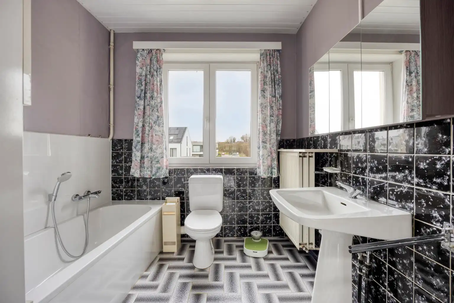 Goed onderhouden, instapklare bel-etagewoning in Zellik foto 18