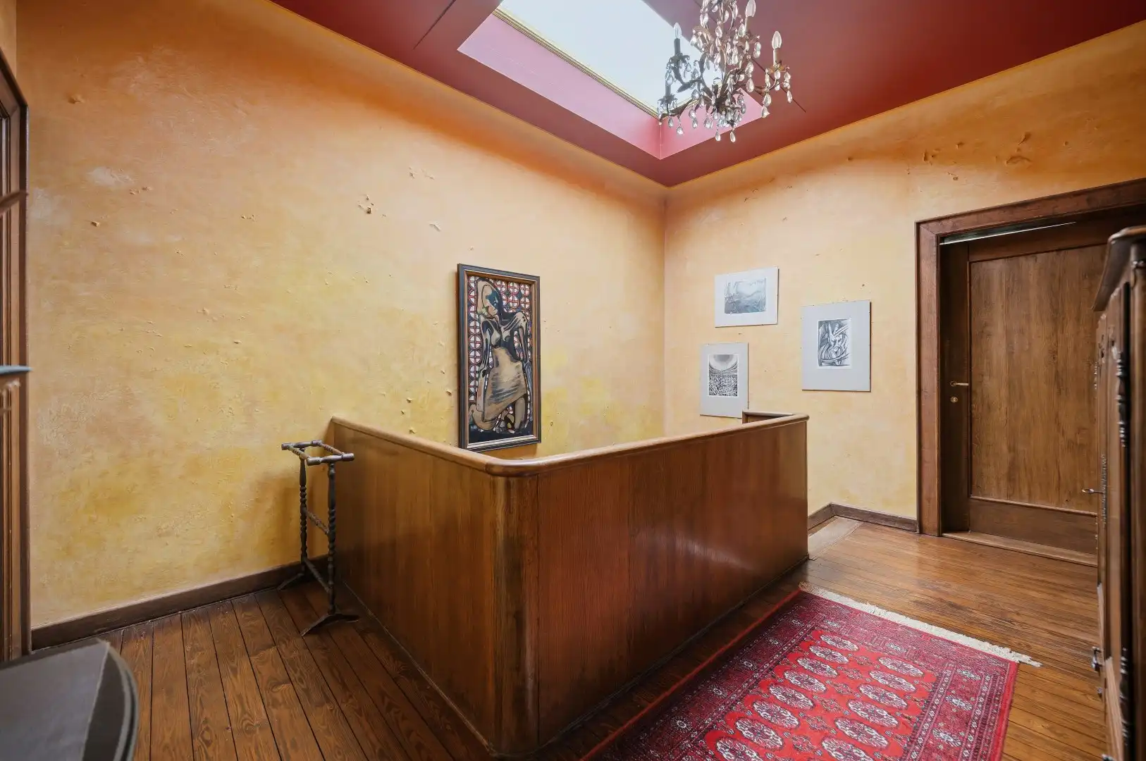 Karaktervolle interbellumwoning met veel ruimte, grote tuin en garage foto 18