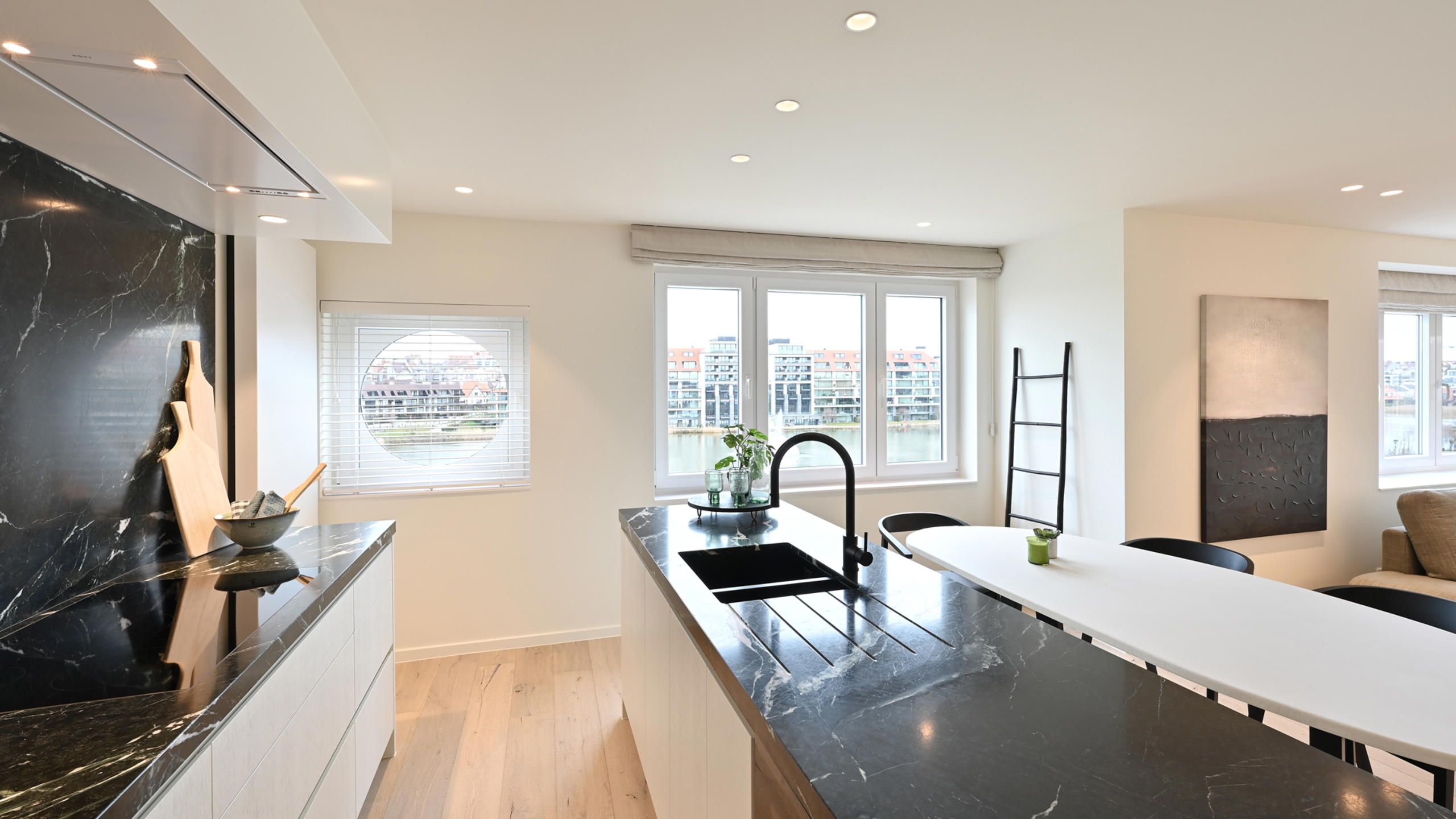 Instapklaar hoekappartement met prachtig zicht op het Zegemeer [Lispannenlaan]. foto 14