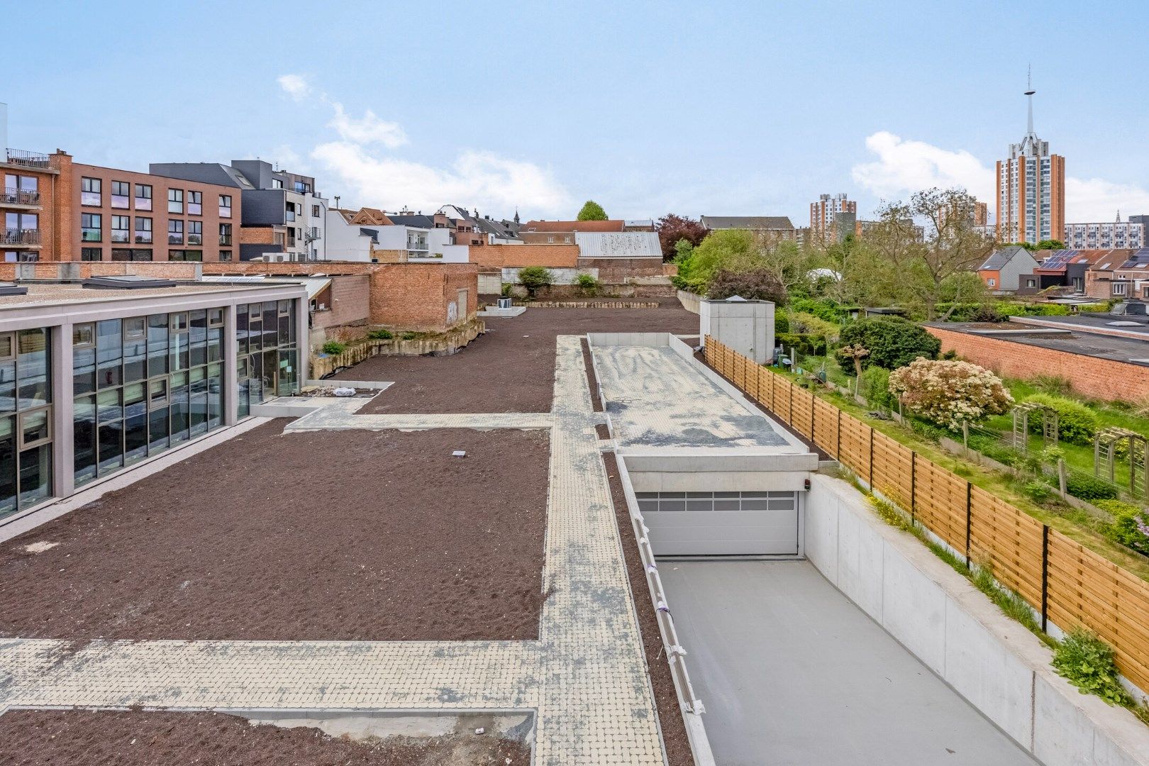 Luxueus gelijkvloers 3-slaapkamerappartement met tuin en terras! 6% BTW mogelijk  foto 33
