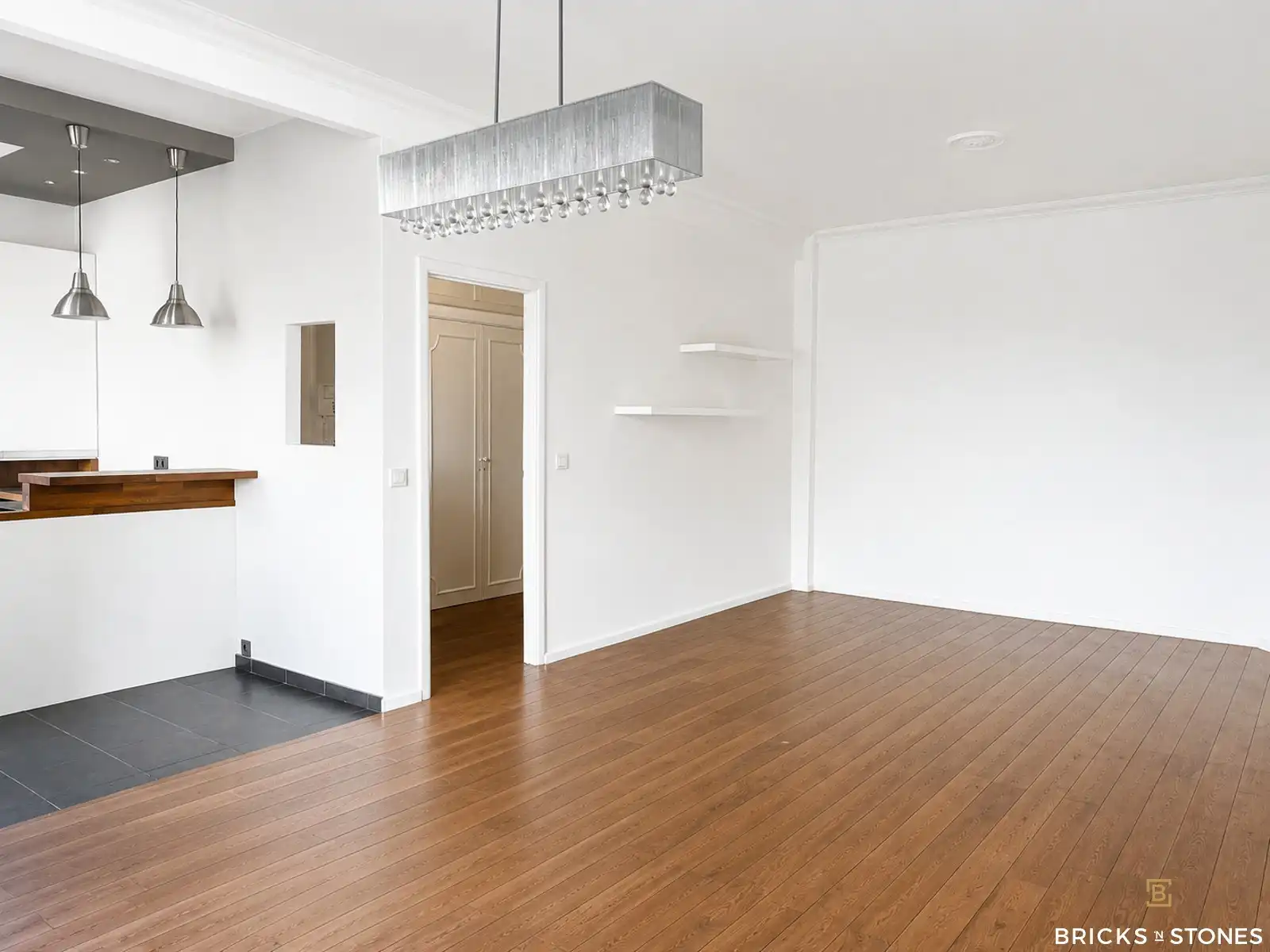 2-slaapkamerappartement met panoramisch zicht in Expo-wijk foto 2
