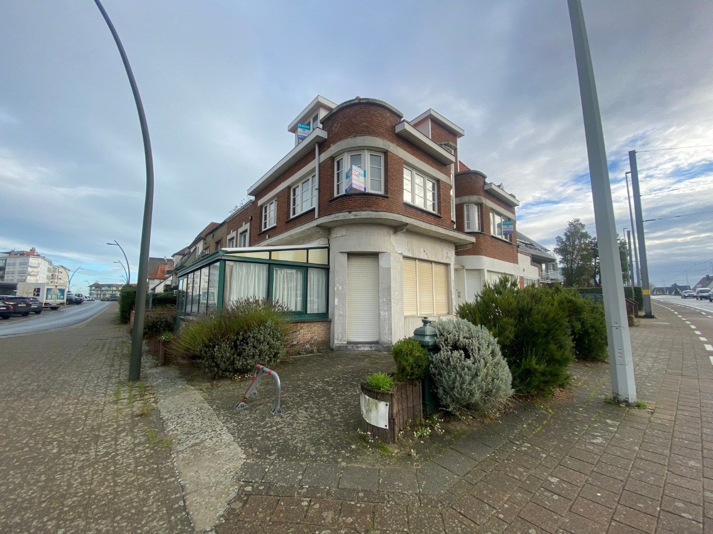 Te renoveren appartement met 1 ruime slaapkamer en garage vlakbij zee  foto 10