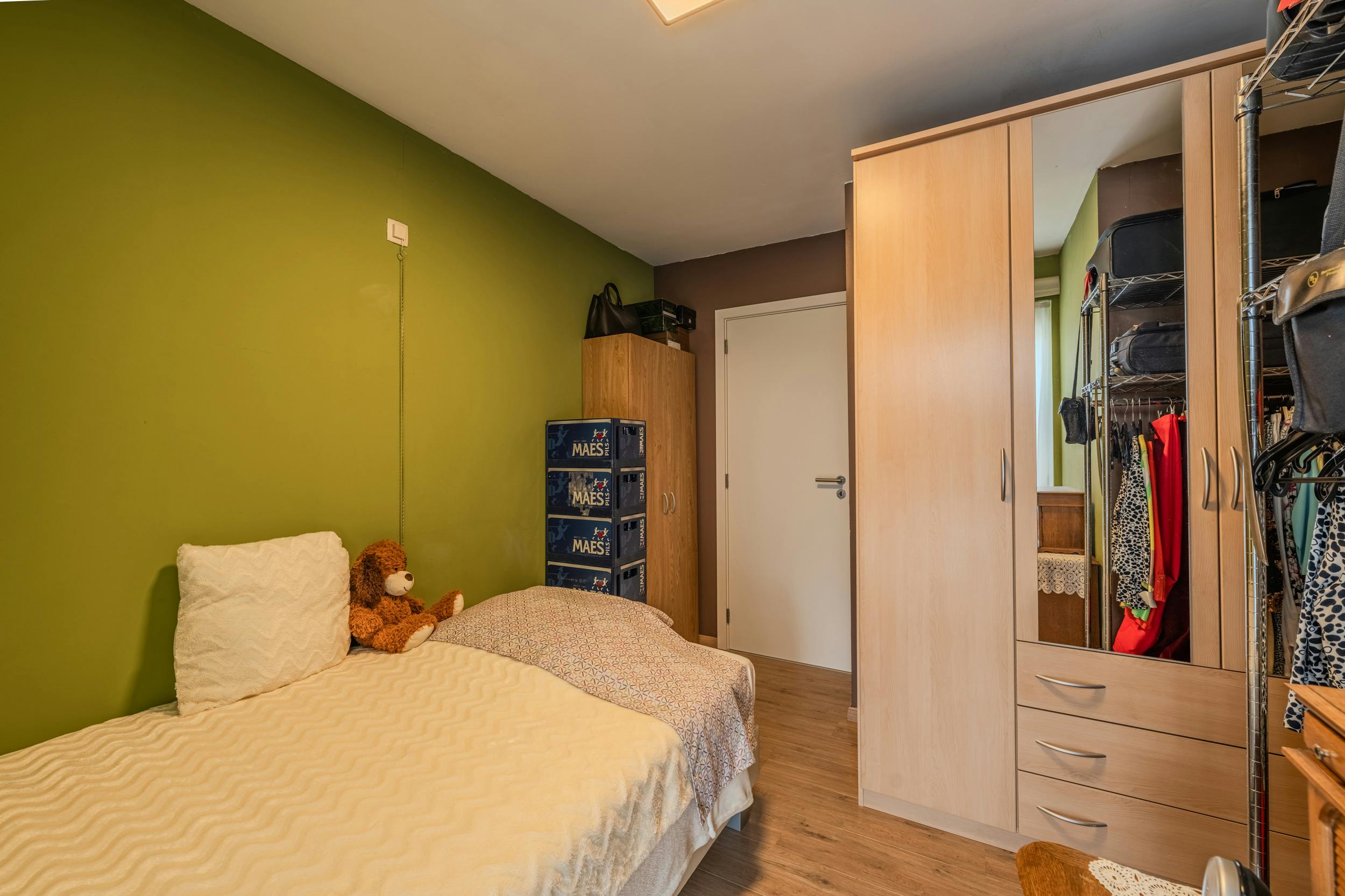 Instapklaar 2-slaapkamerappartement in recente residentie foto 11