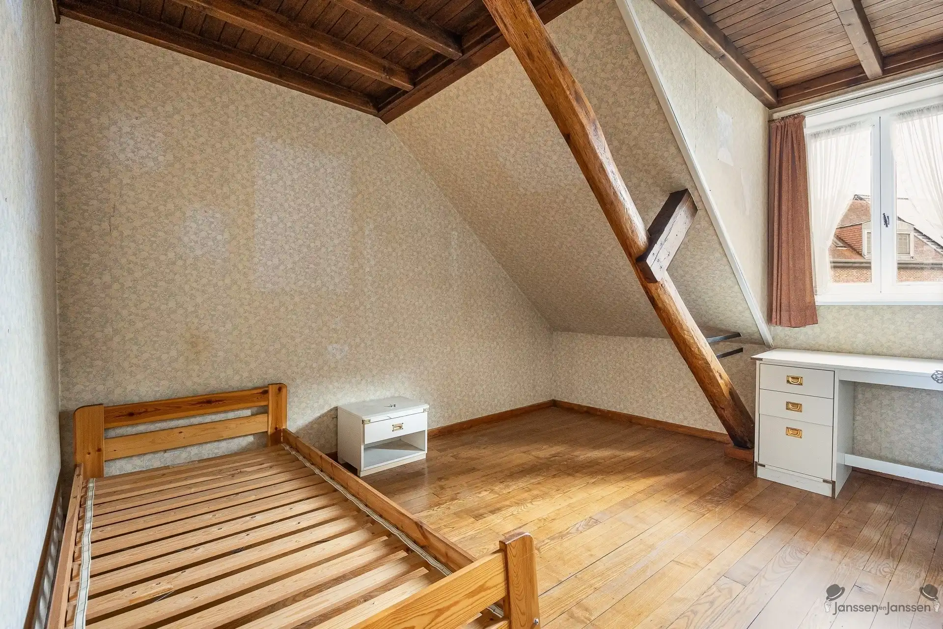 Authentieke woning met karakter in het hart van Sint-Lenaarts foto 17