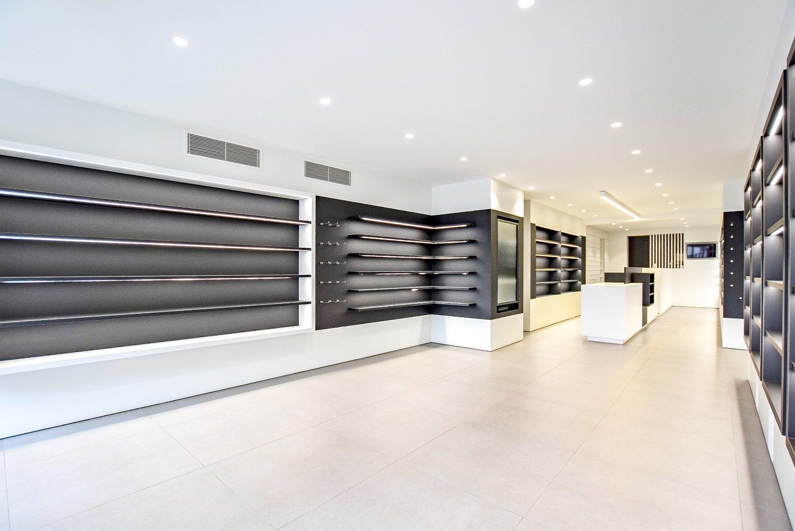 Kantoor te koop Vleeshouwersstraat 3 - - 8630 Veurne