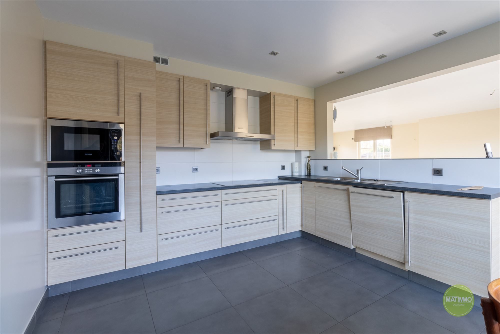 Gezinswoning met paardenweides op 5.791 m² in Mol foto 8