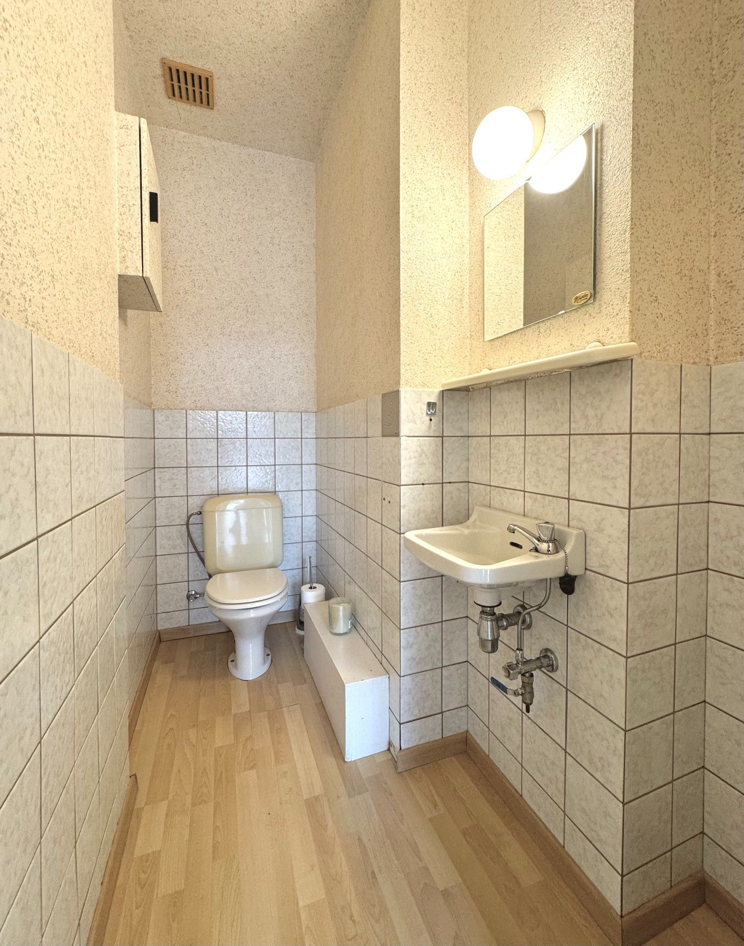 GELIJKLVOERS APPARTEMENT MET 1 SLAAPKAMER - 72 M² foto 12