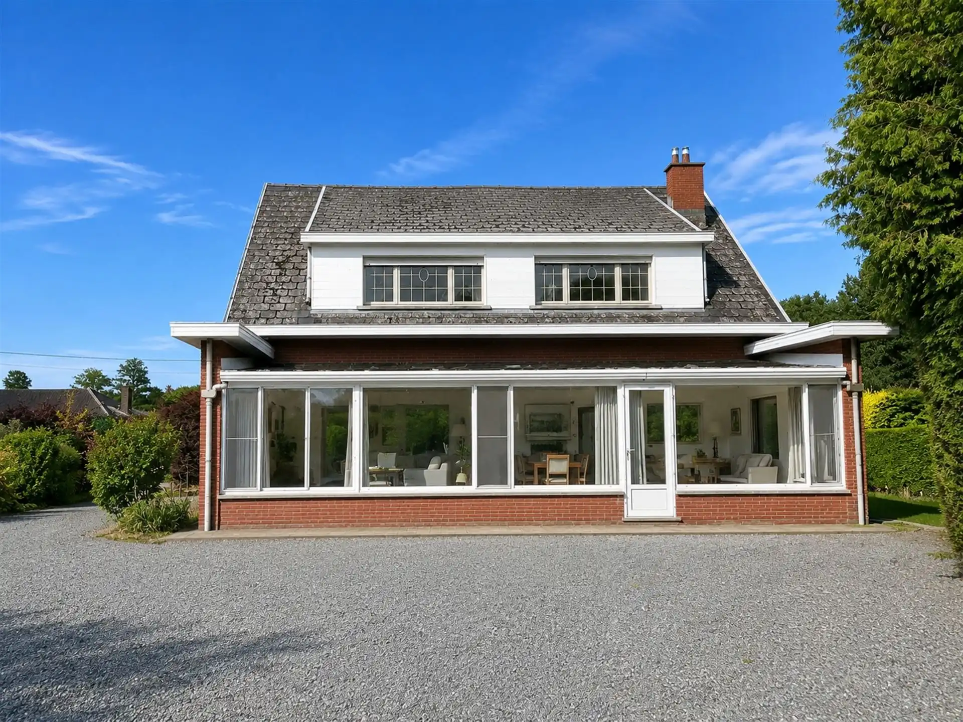 Te renoveren villa op een perceel van 2.059 m²! foto 2