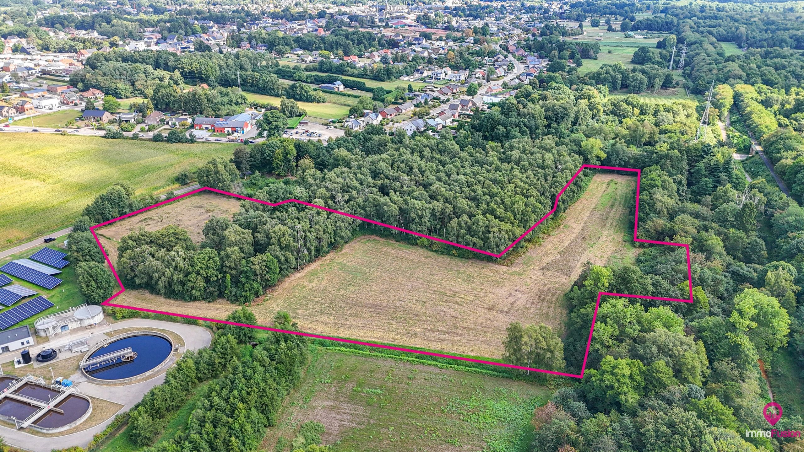 Uitgestrekt perceel van 3 hectare landbouw- of paardenweide! foto 8
