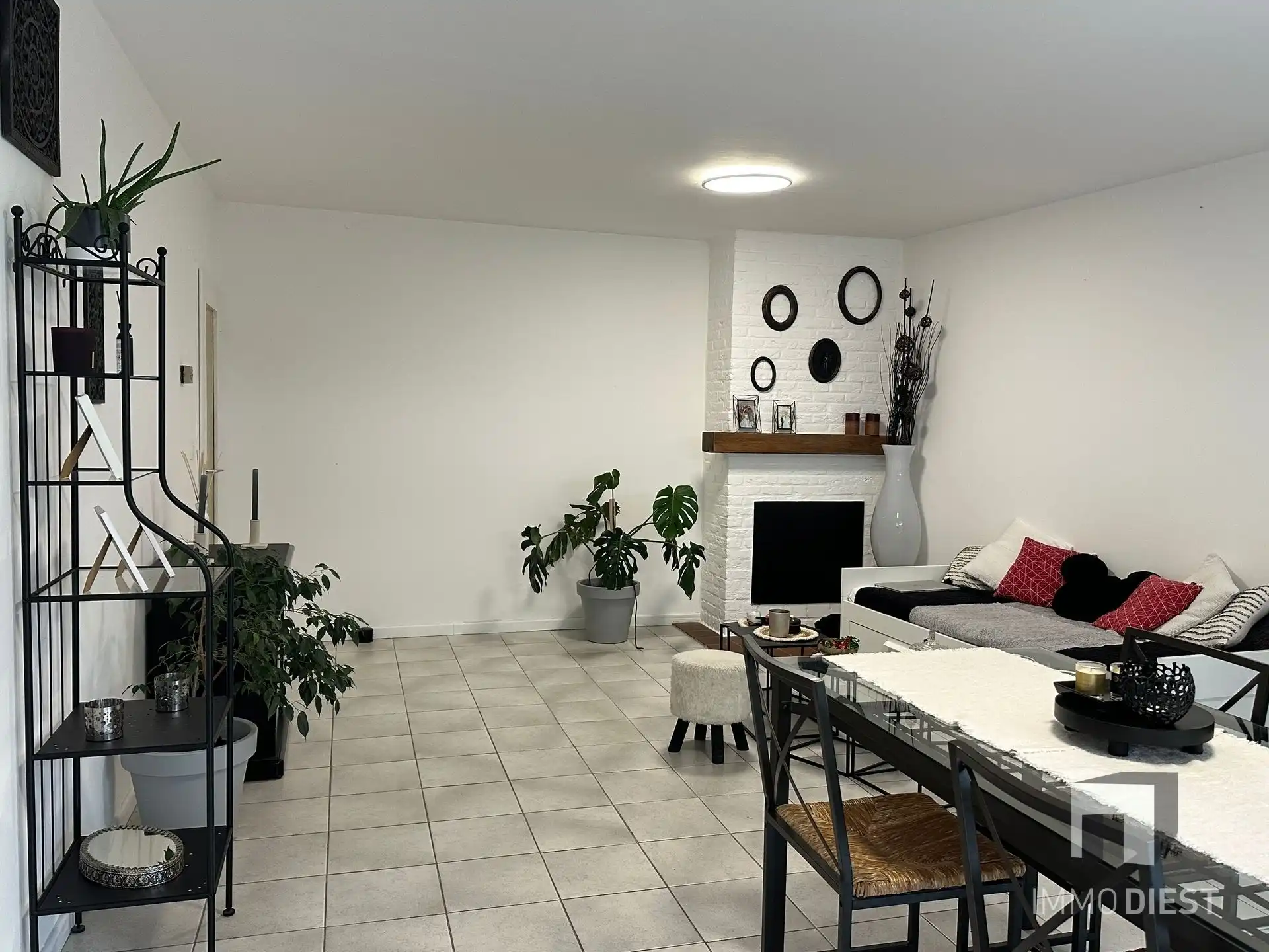 Gelijkvloers appartement met 4 slpks, kelder en garagebox foto 9