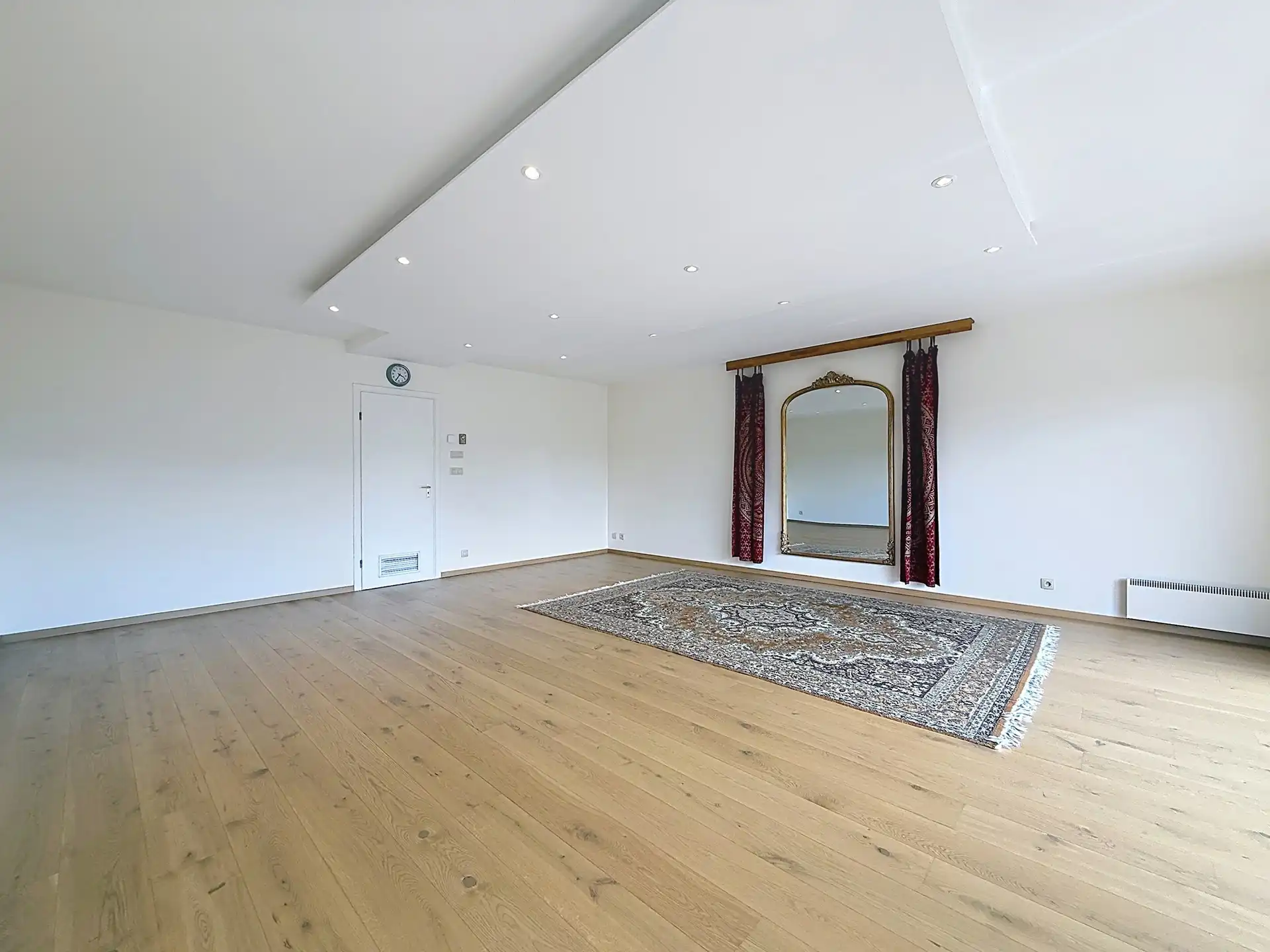 Prachtig volledig gerenoveerd 2-slpkmrappartement 96 m² foto 4