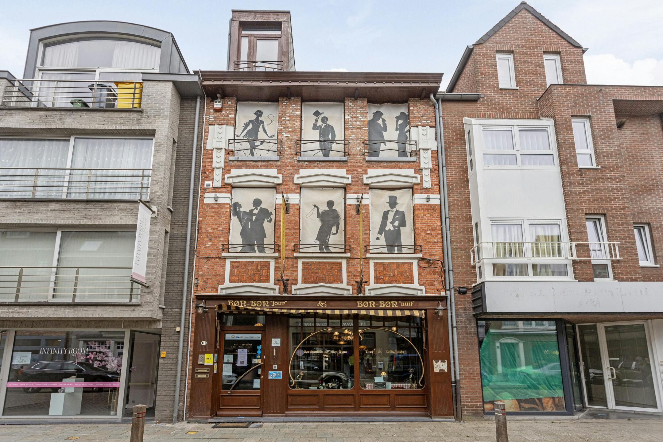 Charmant gerenoveerde B&B met woonst, winkel en handelsfonds foto 55