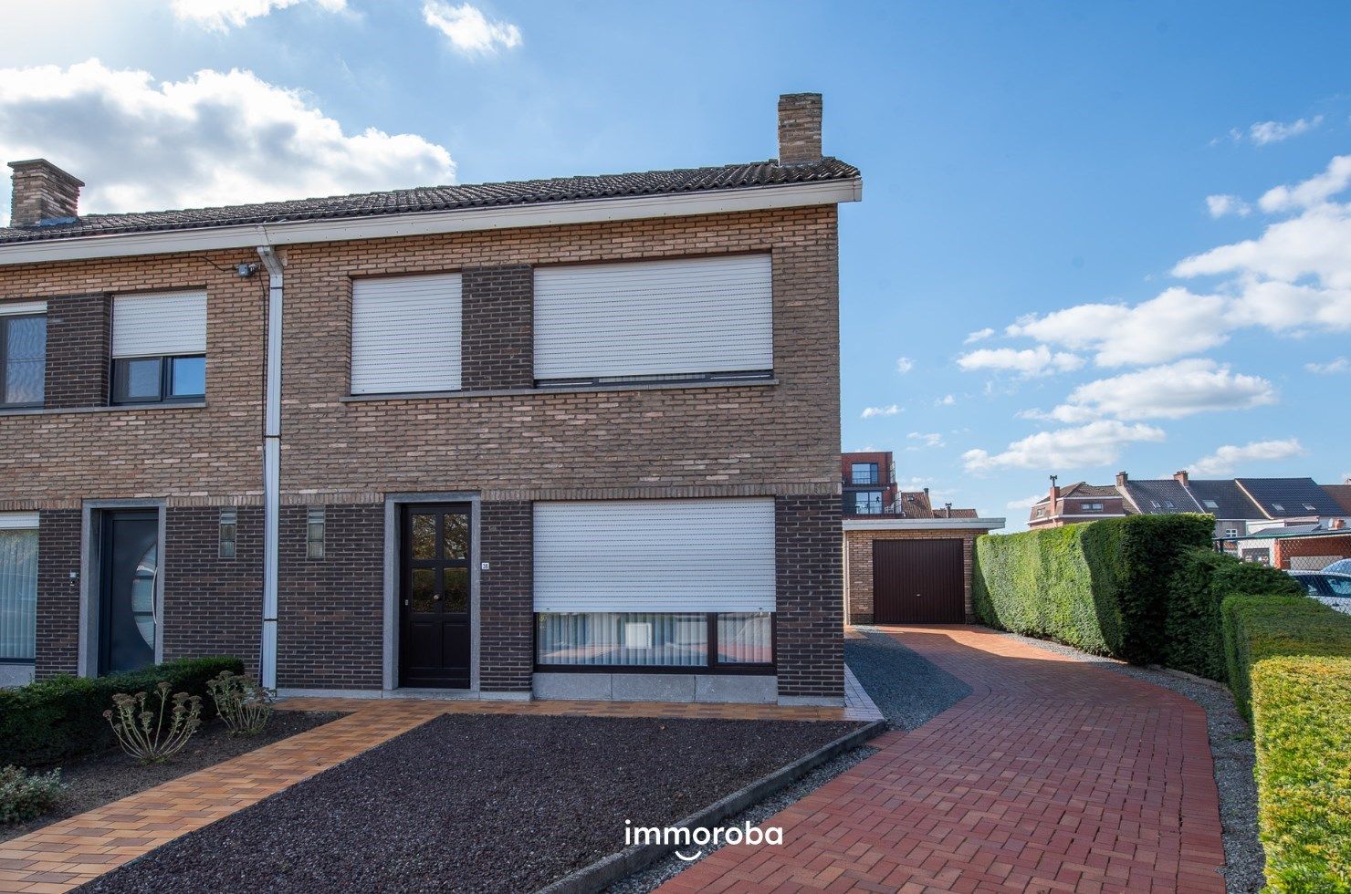 Hoofdfoto van de publicatie: Halfopen woning op TOP locatie te Deinze TE KOOP! 