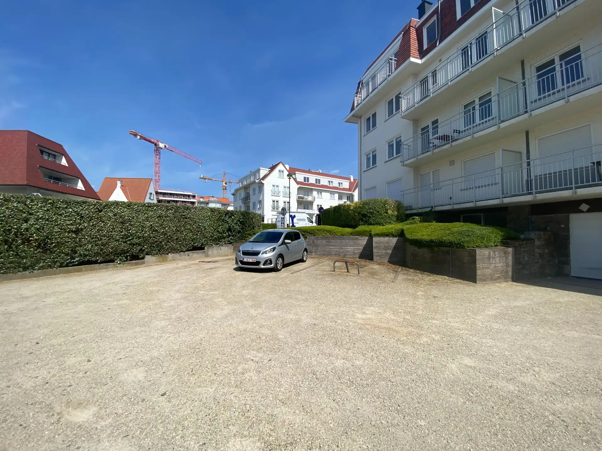 Gemeubeld: ruim appartement vlakbij zee! foto 17