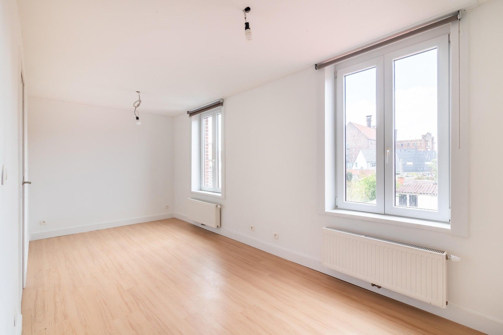 Instapklare woning met 2-3 slaapkamers te Tielt (Meulebeke)! foto 8