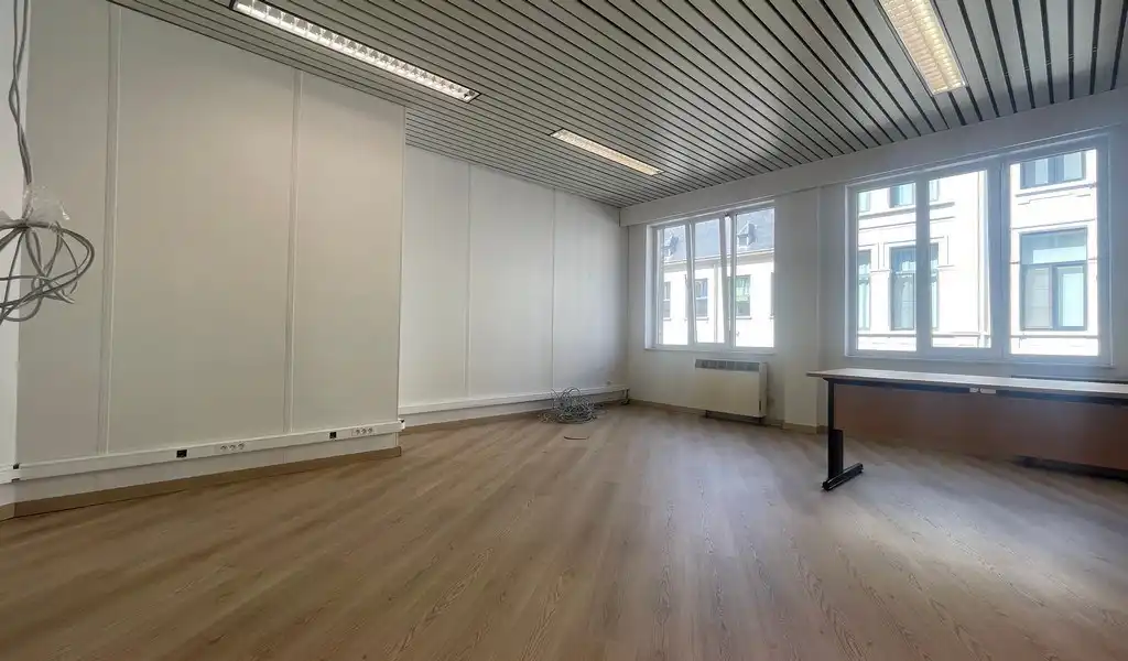 Kantoor met opslagruimte te huur in Harmoniewijk Antwerpen foto 5