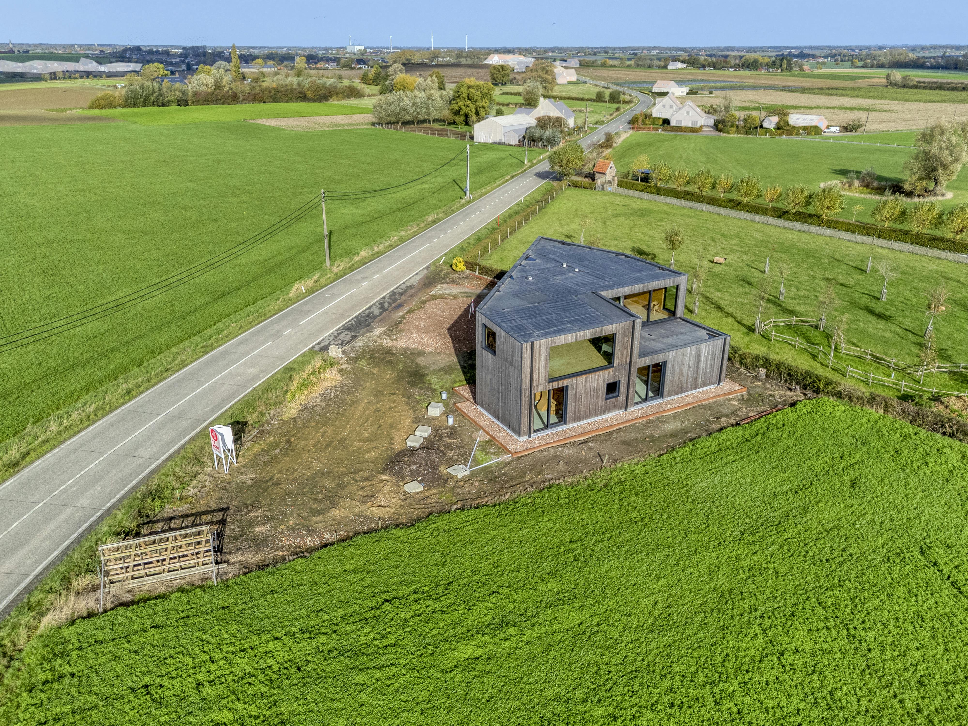 Moderne houtskeletwoning met panoramisch uitzicht foto 21