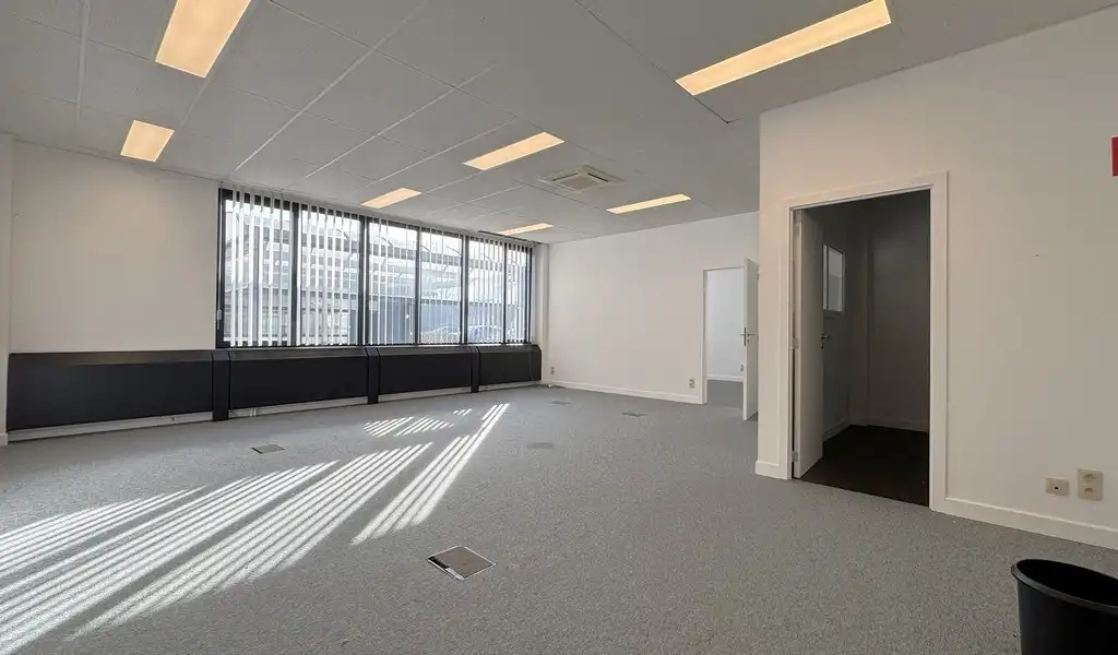 Instapklare kantoren te huur in Kontich foto 2