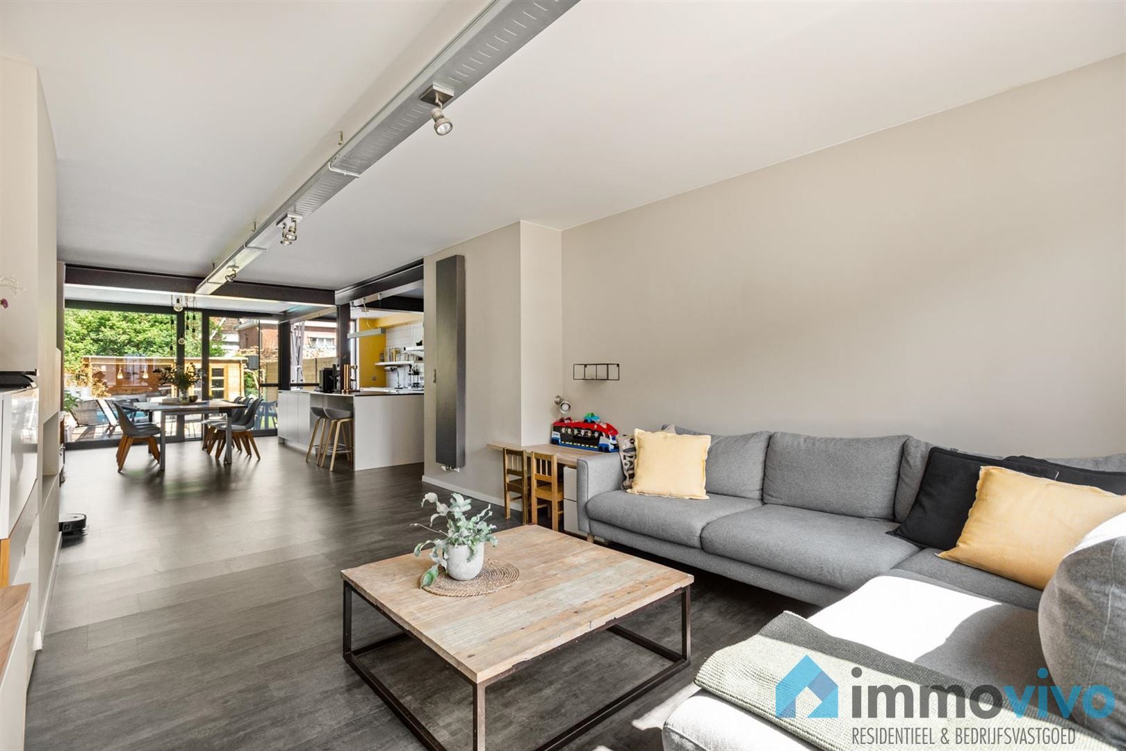 Gerenoveerde woning met zwembad op toplocatie aan Hof Ter Linden foto 15